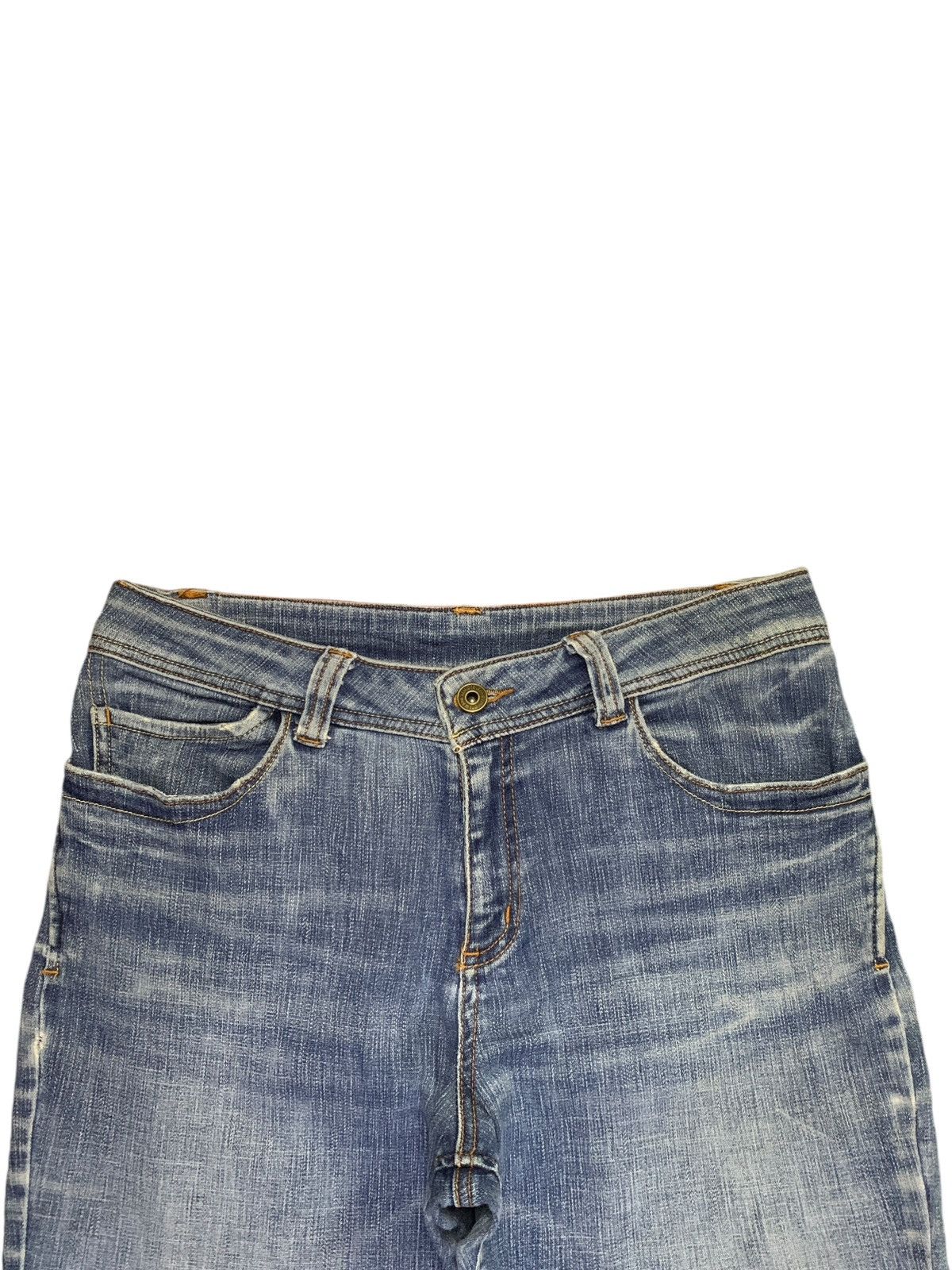 Japanese Brand SALES🔥Vintage Japanese Brand Faded Blue Wash Flare Jeans Size 31" - 4 Thumbnail