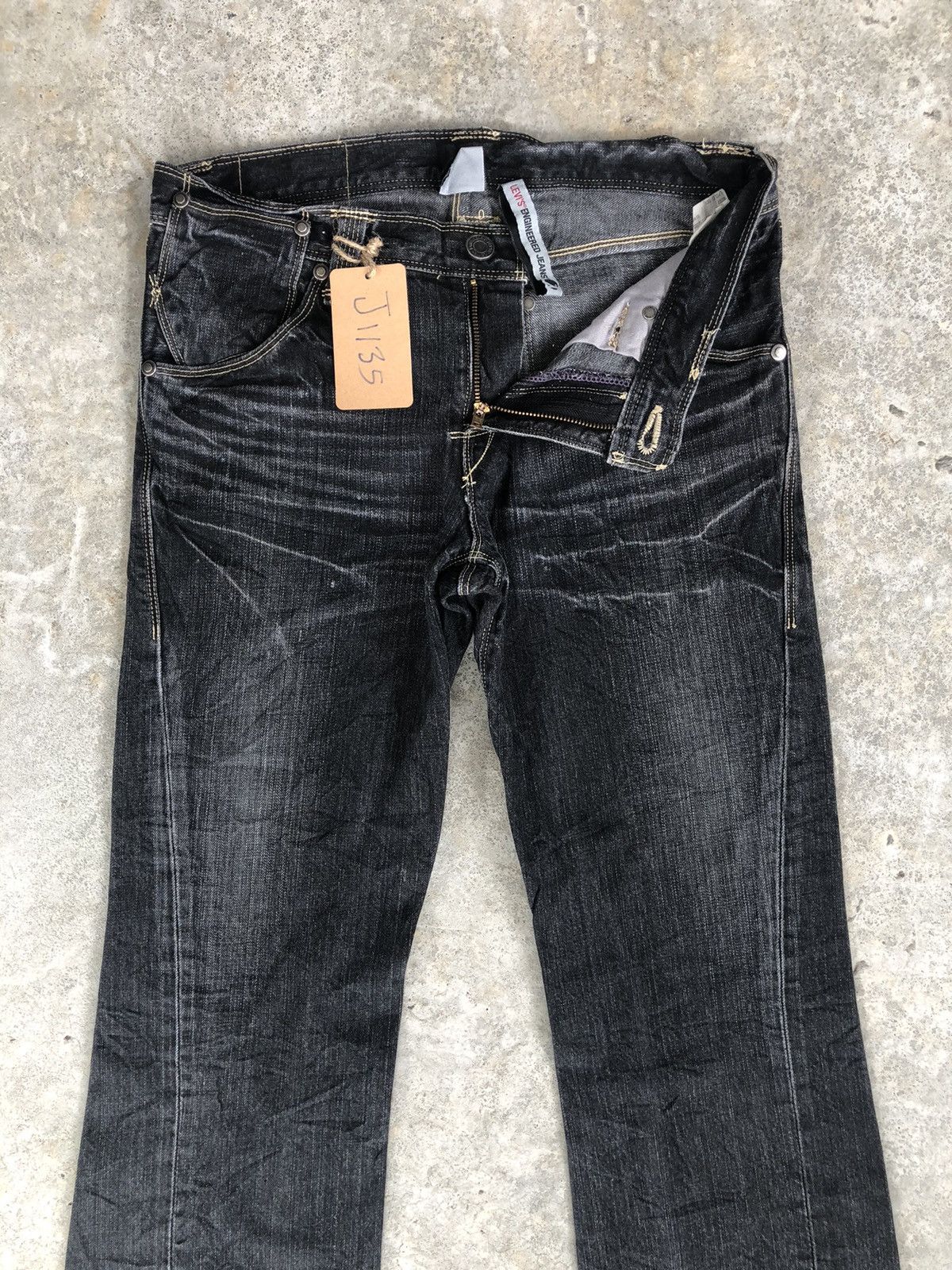 Levi's Y2k Levi’s Engineered Flared Jeans Distressed Size US 31 - 3 Thumbnail