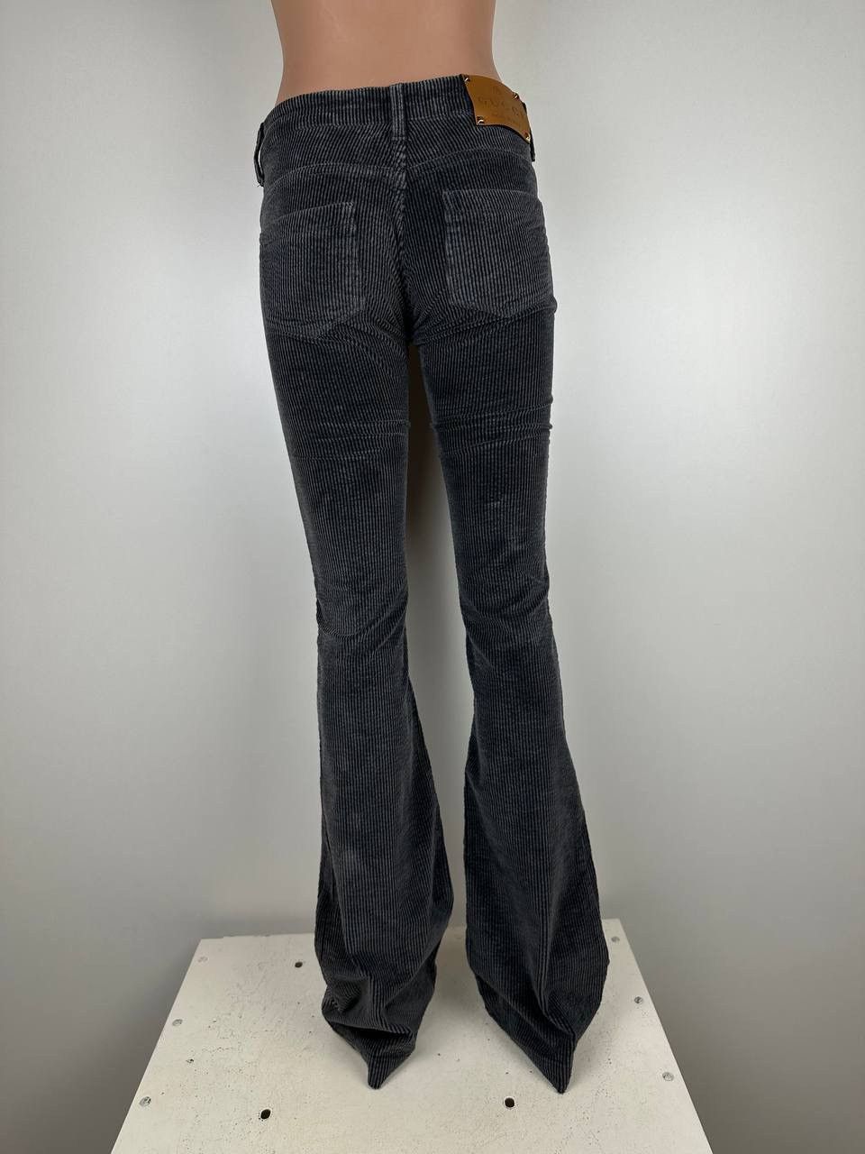 Gucci Pants Gucci Size 25" / US 0 / IT 36 - 2 Thumbnail