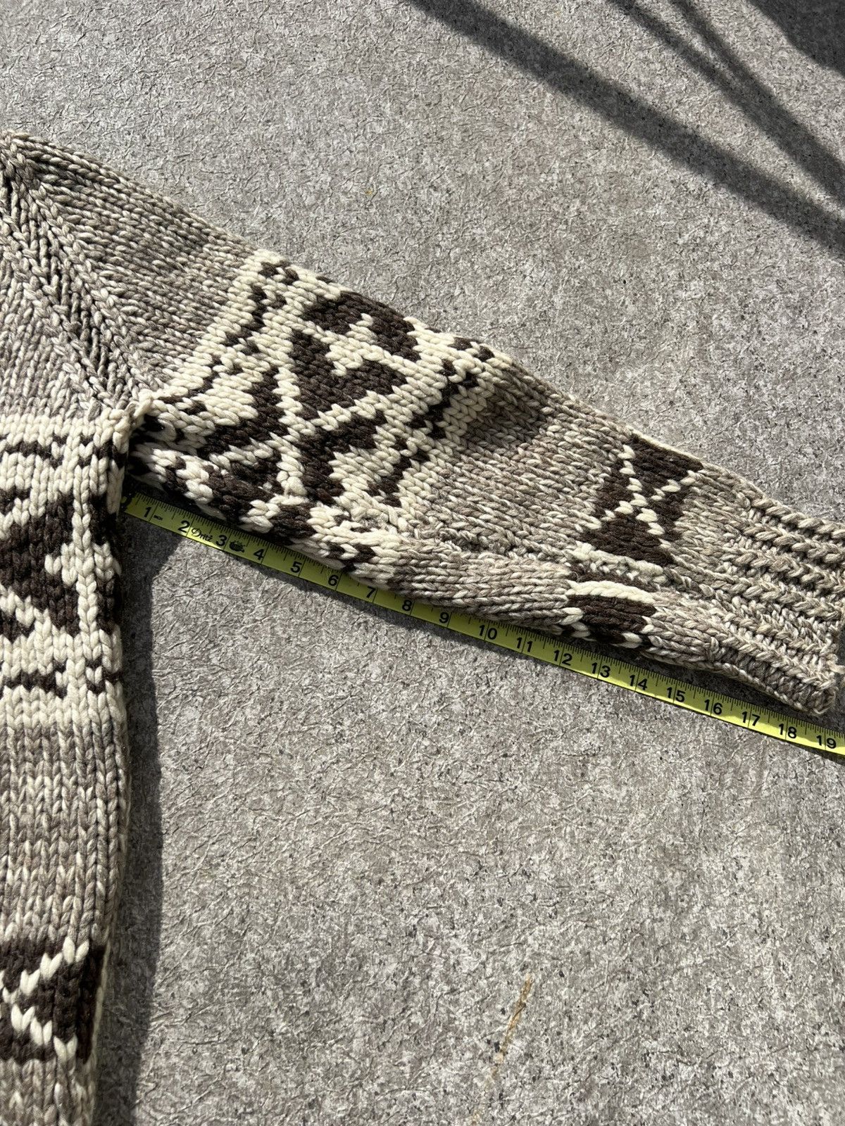 Handmade Authentic Handmade Cowichan Sweater Vintage Wool Knit Size US M / EU 48-50 / 2 - 6 Thumbnail