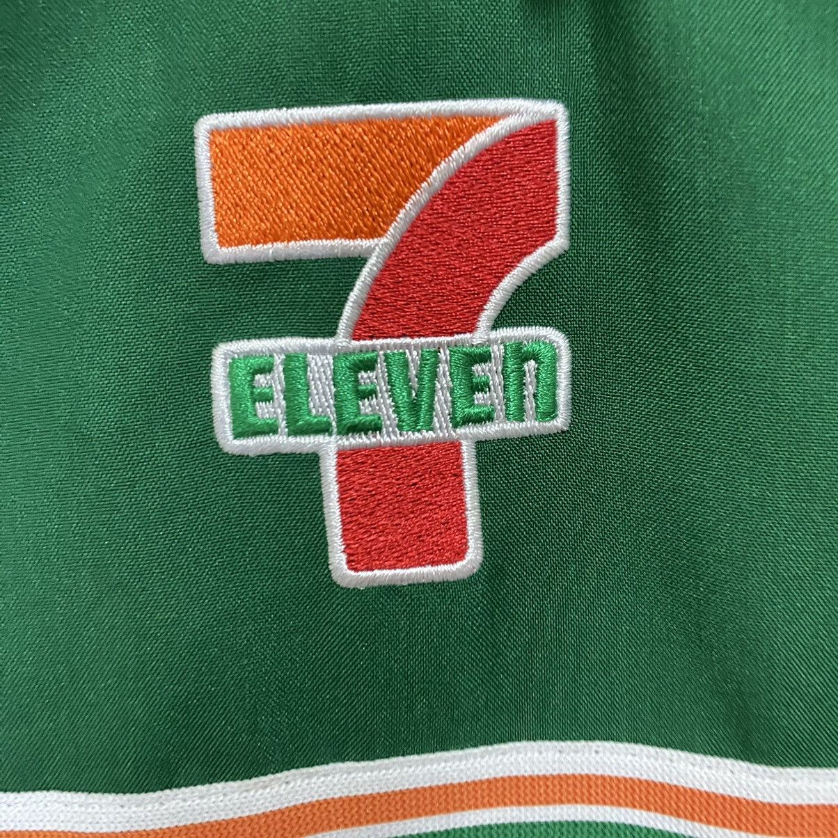 Japanese Brand Vintage 7Eleven Worker Shirts Size US M / EU 48-50 / 2 - 4 Thumbnail