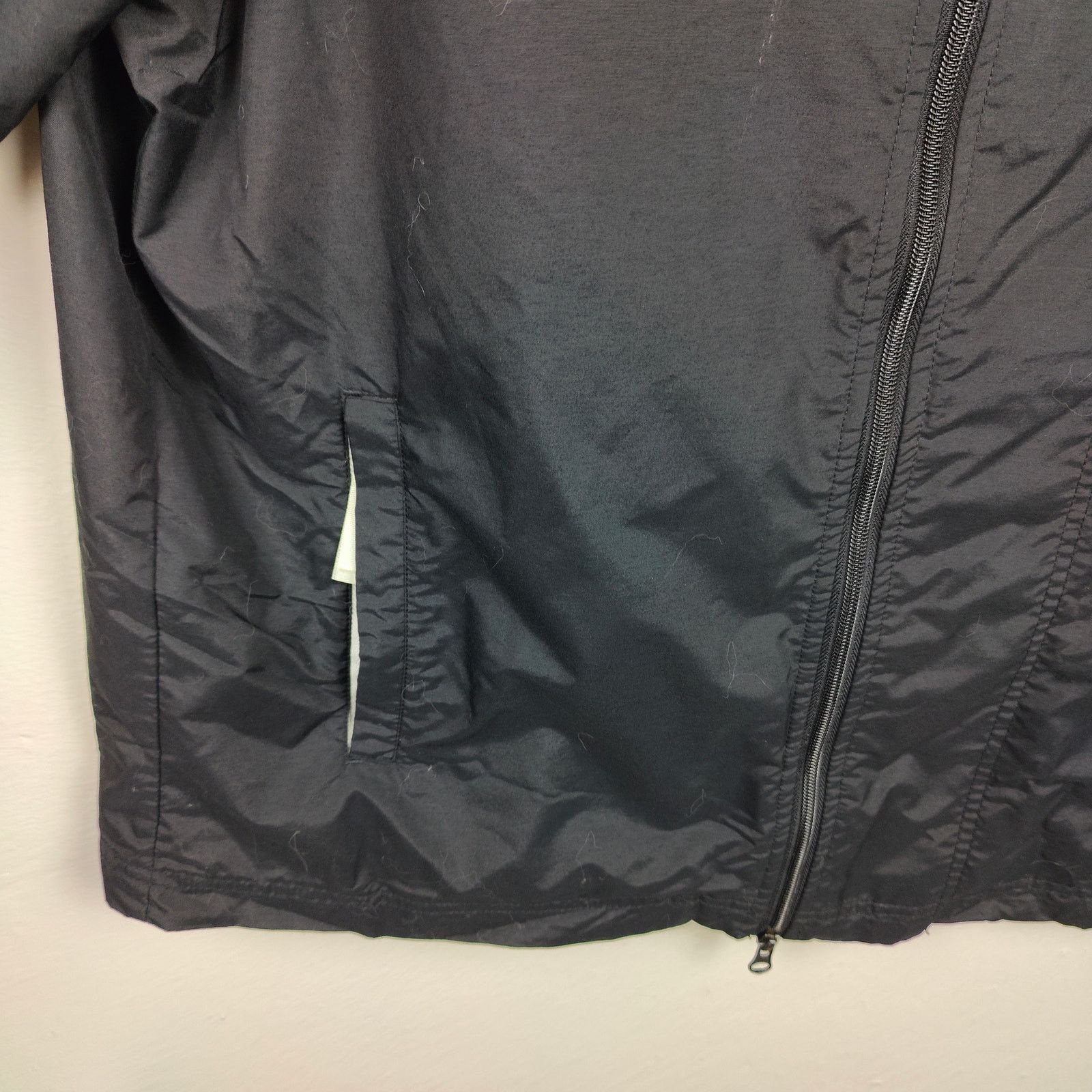 Nike Vintage Y2K Nike Track Jacket Mens Large Black Full Zip Size US L / EU 52-54 / 3 - 4 Thumbnail