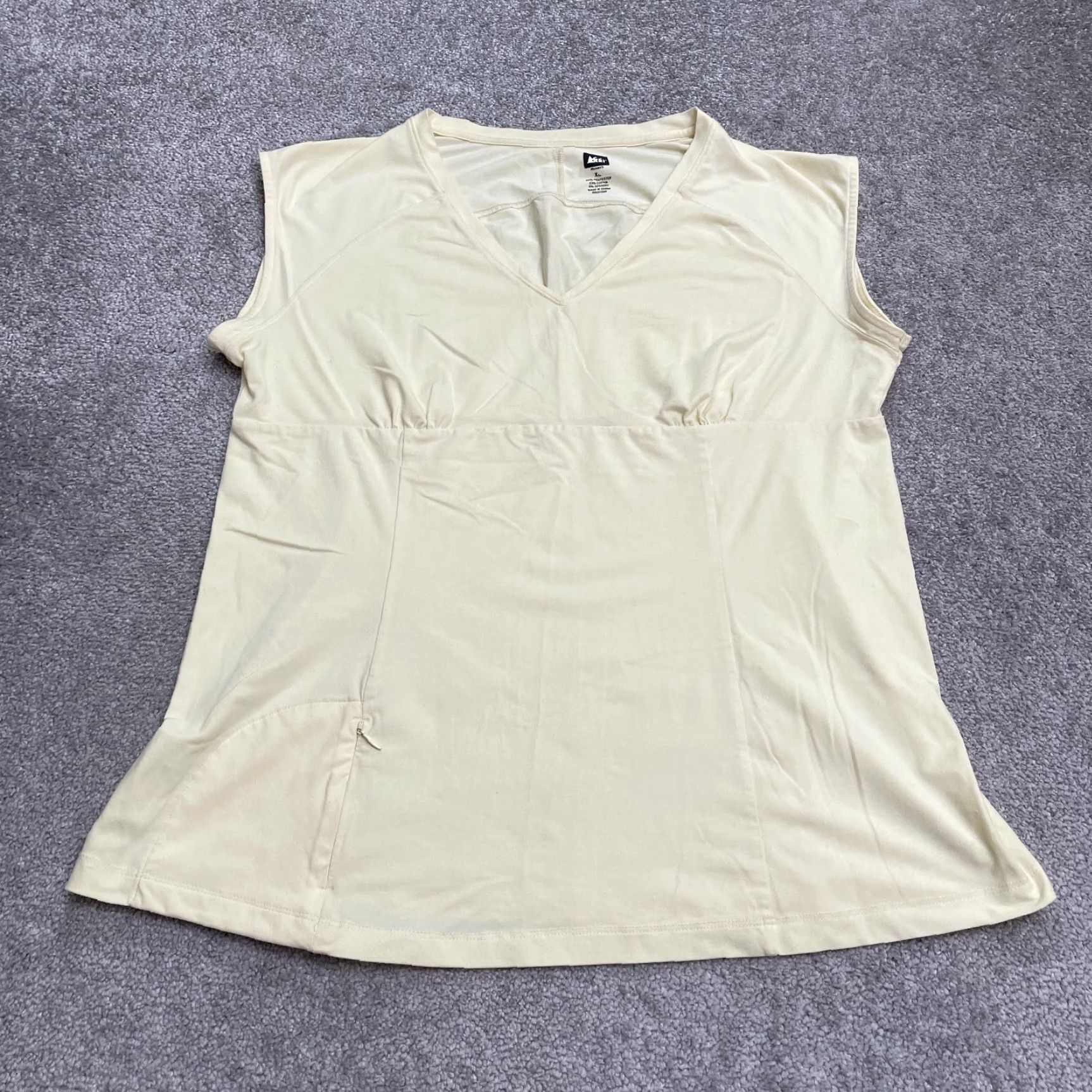 Vintage REI Outdoor Shirt Womens XL Yellow Cap Sleeve Zip Pocket V-Neck Stretch Casual Size XL / US 12-14 / IT 48-50 - 2 Thumbnail