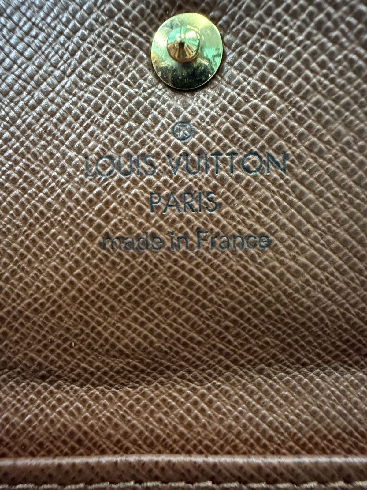 Louis Vuitton LOUIS VUITTON MONOGRAM 4 KEY CASE Size ONE SIZE - 10 Thumbnail