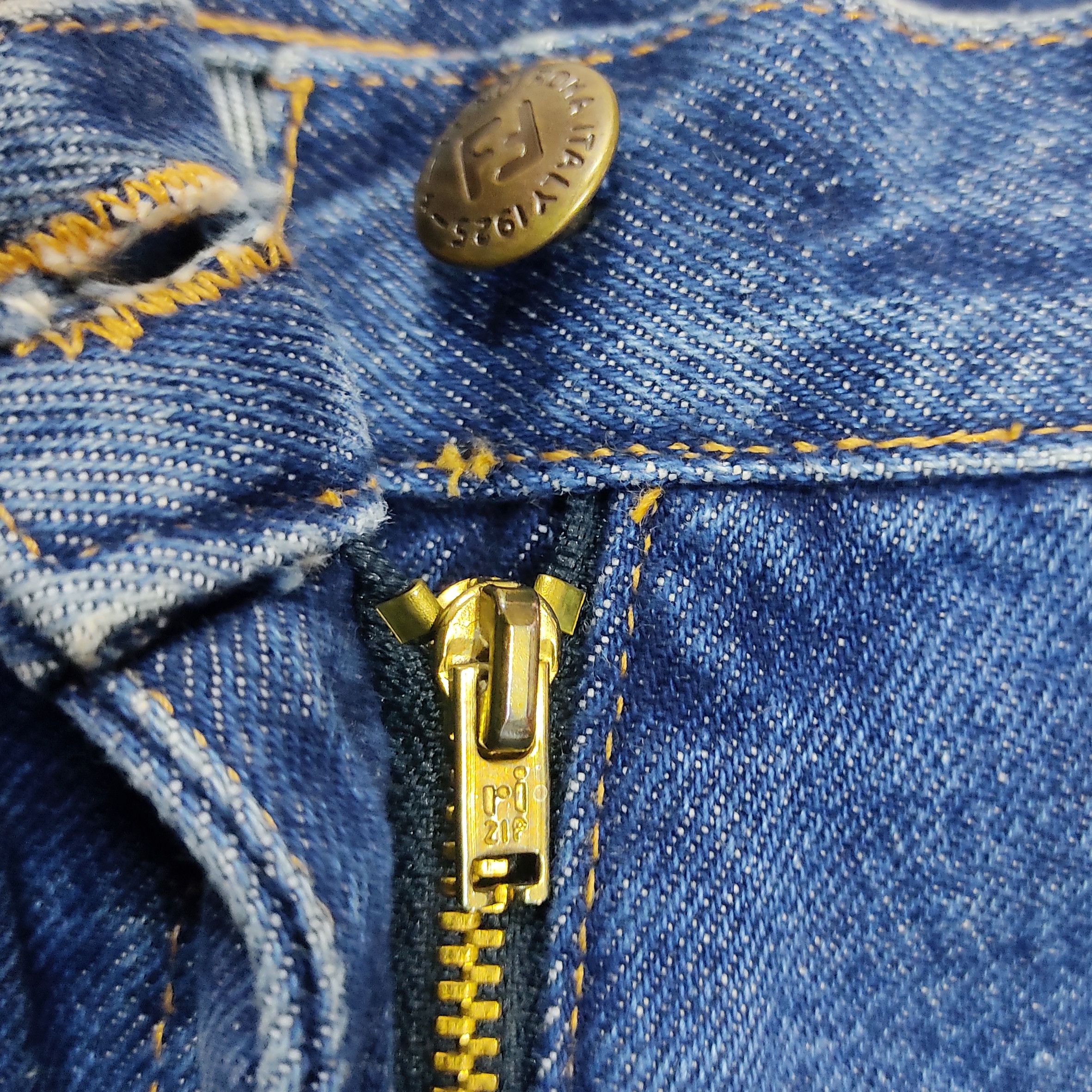 Fendi Fendi Mid Rise 5 Pockets Flare Blue Denim Pants Size 28" / US 6 / IT 42 - 8 Thumbnail