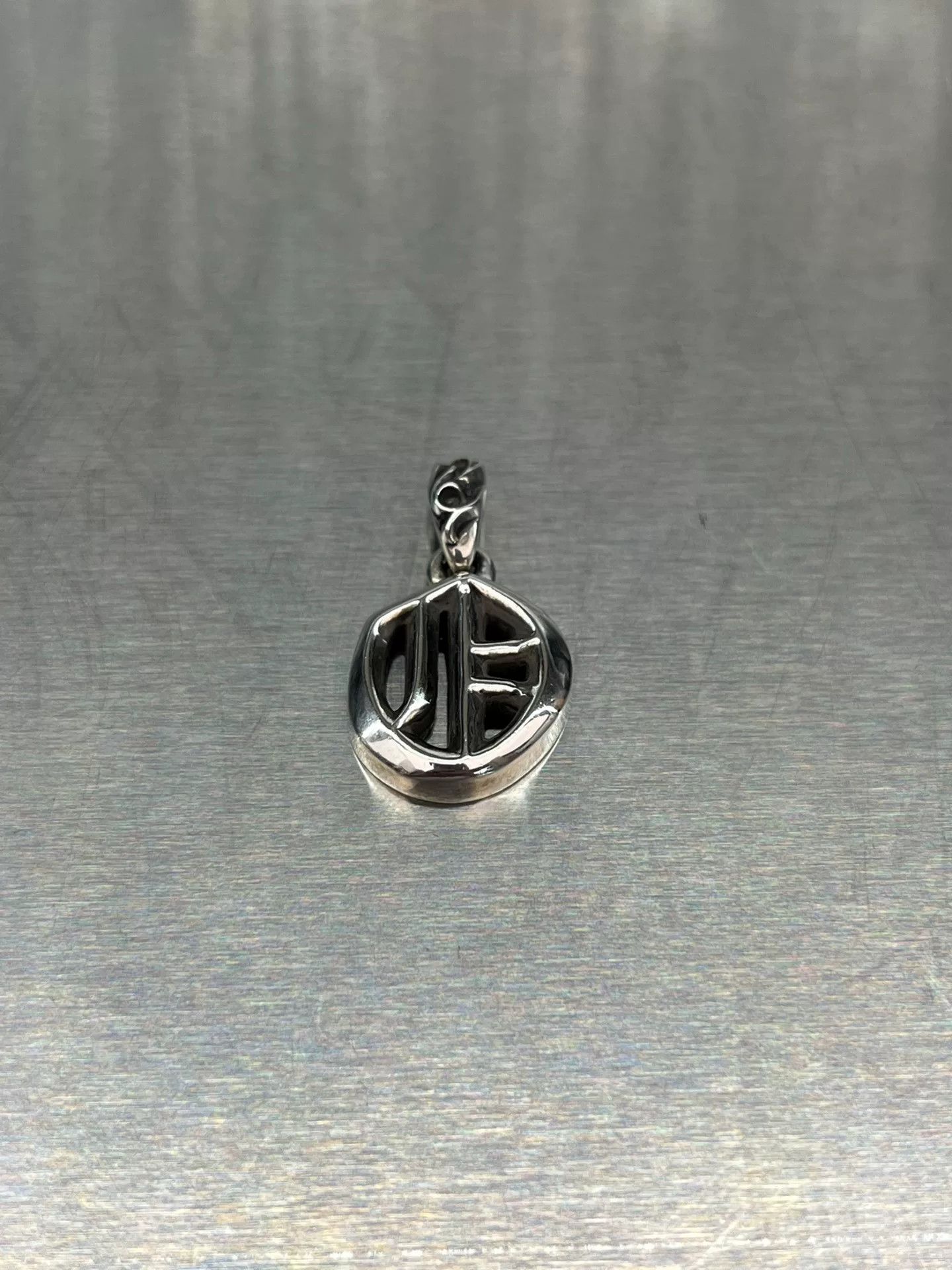 Chrome Hearts Chrome Hearts Large Letter O Pendant Size ONE SIZE - 1 Thumbnail