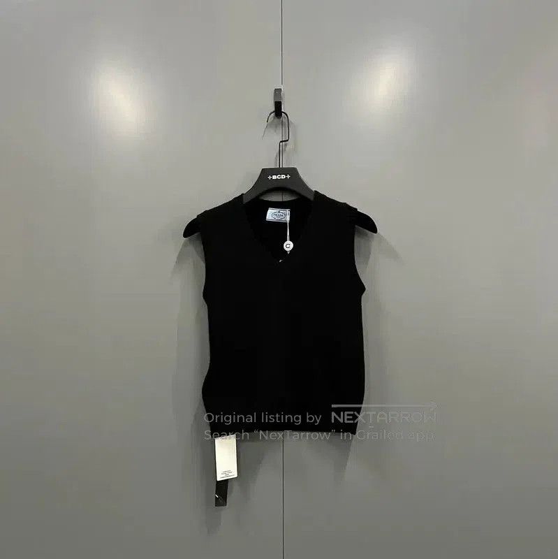 Other Prada Black Wool Women's Jacket. Size XXS / US 00 / IT 34 - 1 Thumbnail