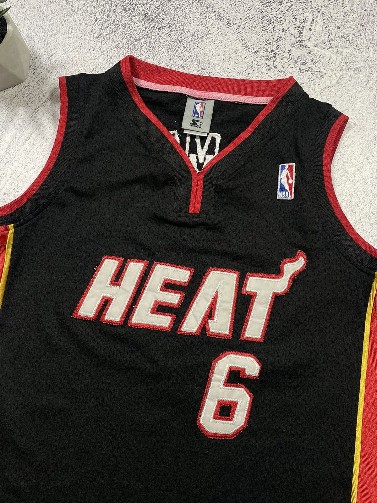 NBA × Starter × Vintage Vintage NBA Lebron James 6 Miami Heat Starter Jersey Size US S / EU 44-46 / 1 - 6 Thumbnail