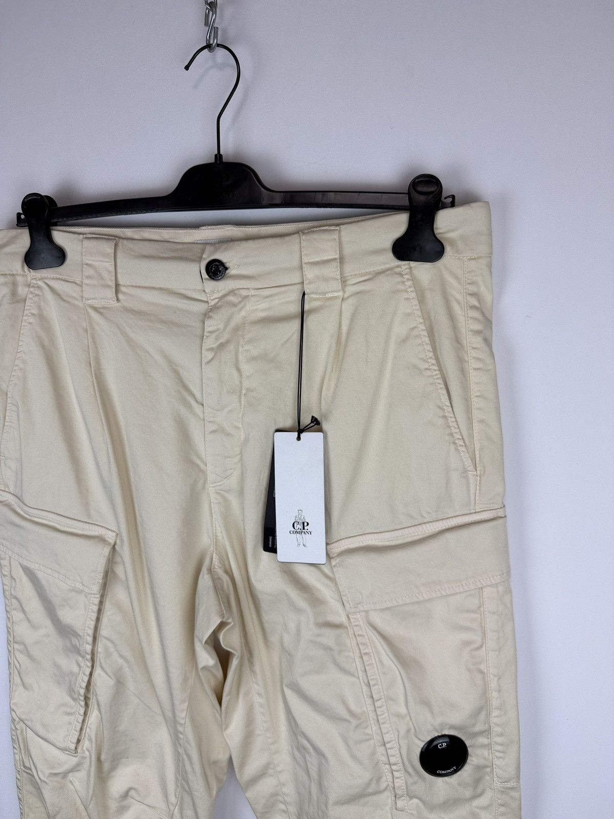 C.P. Company Off-white C.P. Company cargo trousers (brand new with tags) Size US 32 / EU 48 - 2 Thumbnail