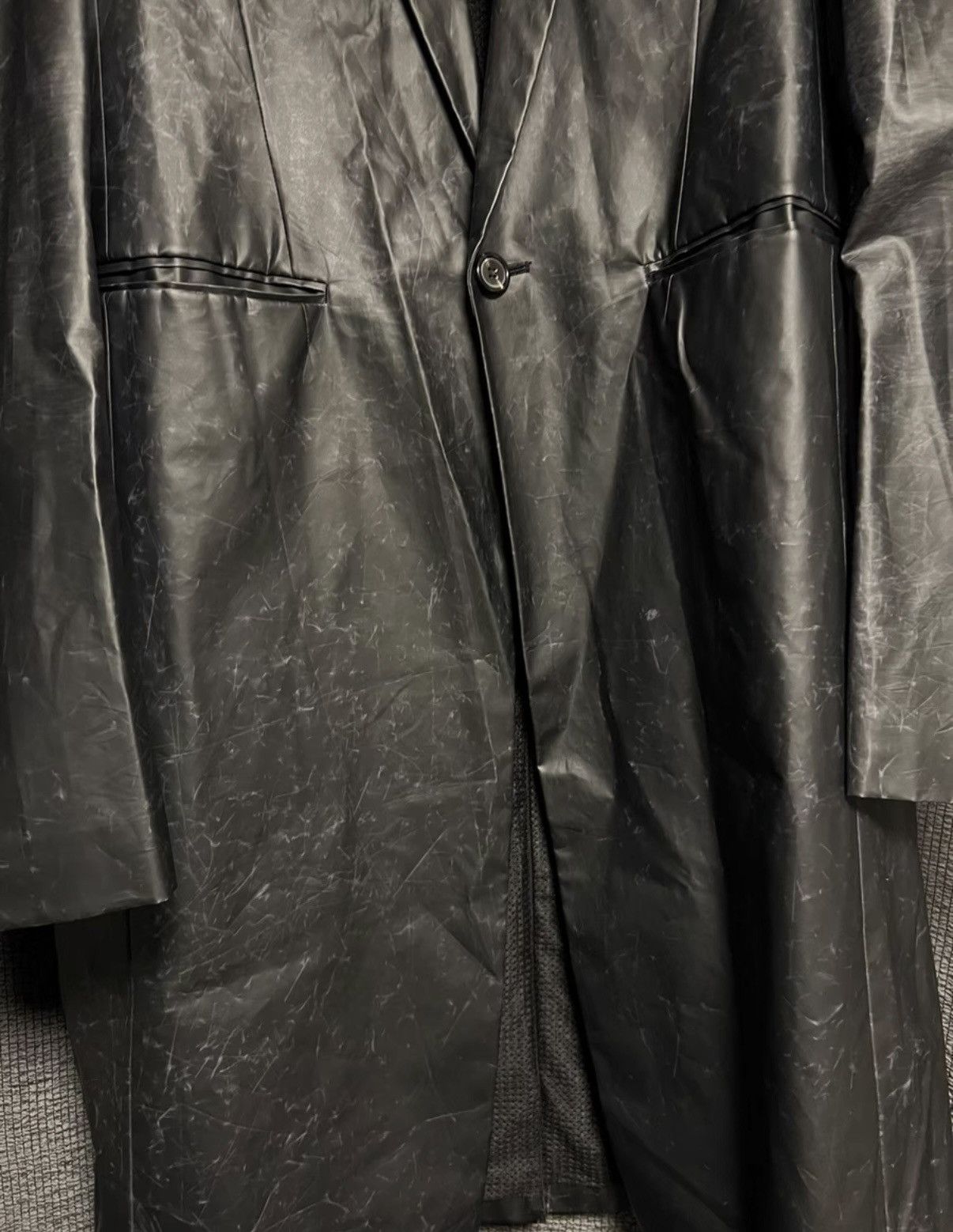 Undercover UNDERCOVER 18aw Crackled Leather Paper Logo Coat Size US M / EU 48-50 / 2 - 5 Thumbnail