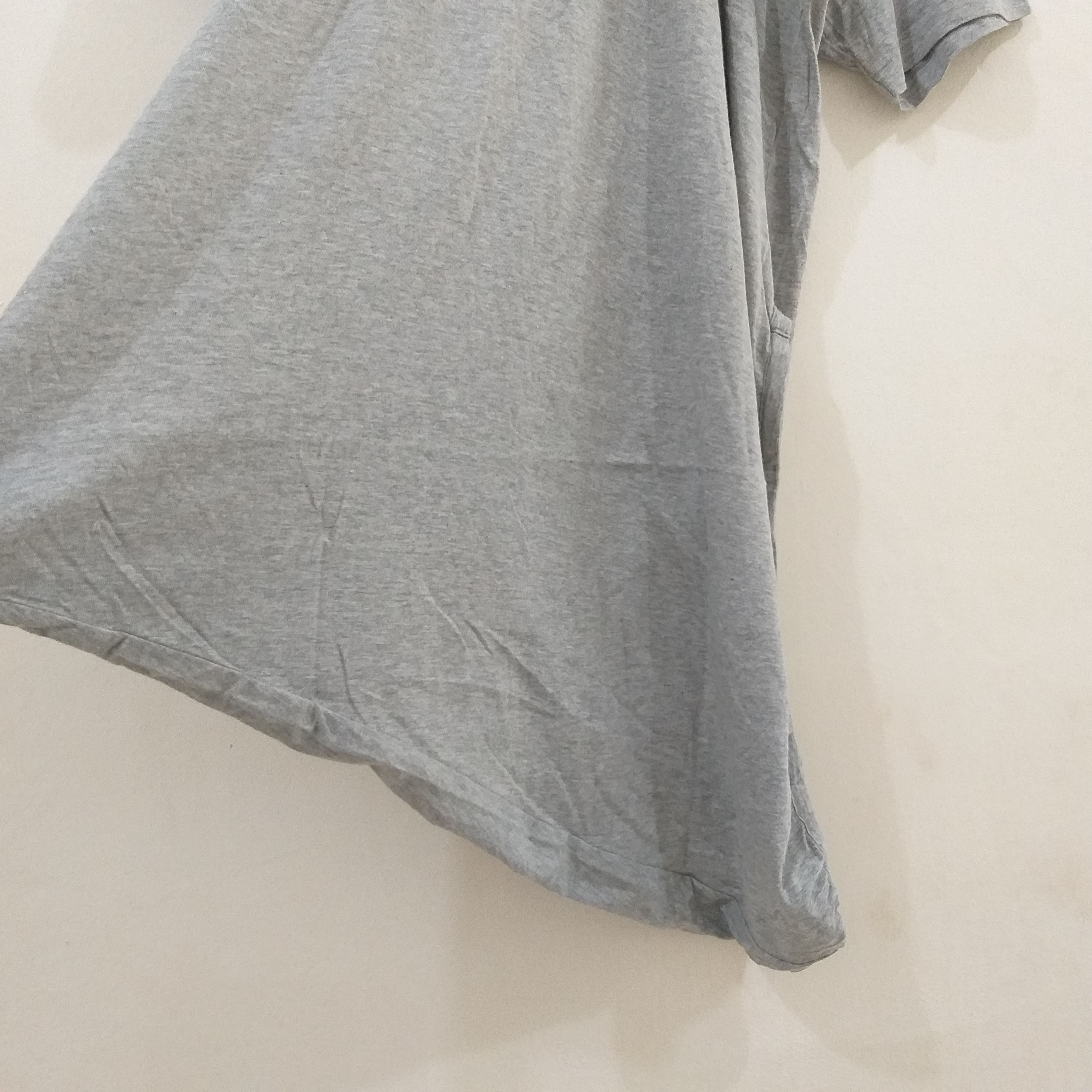 Comme des Garcons Vintage Comme des Garcons Tshirt Size M / US 6-8 / IT 42-44 - 4 Thumbnail