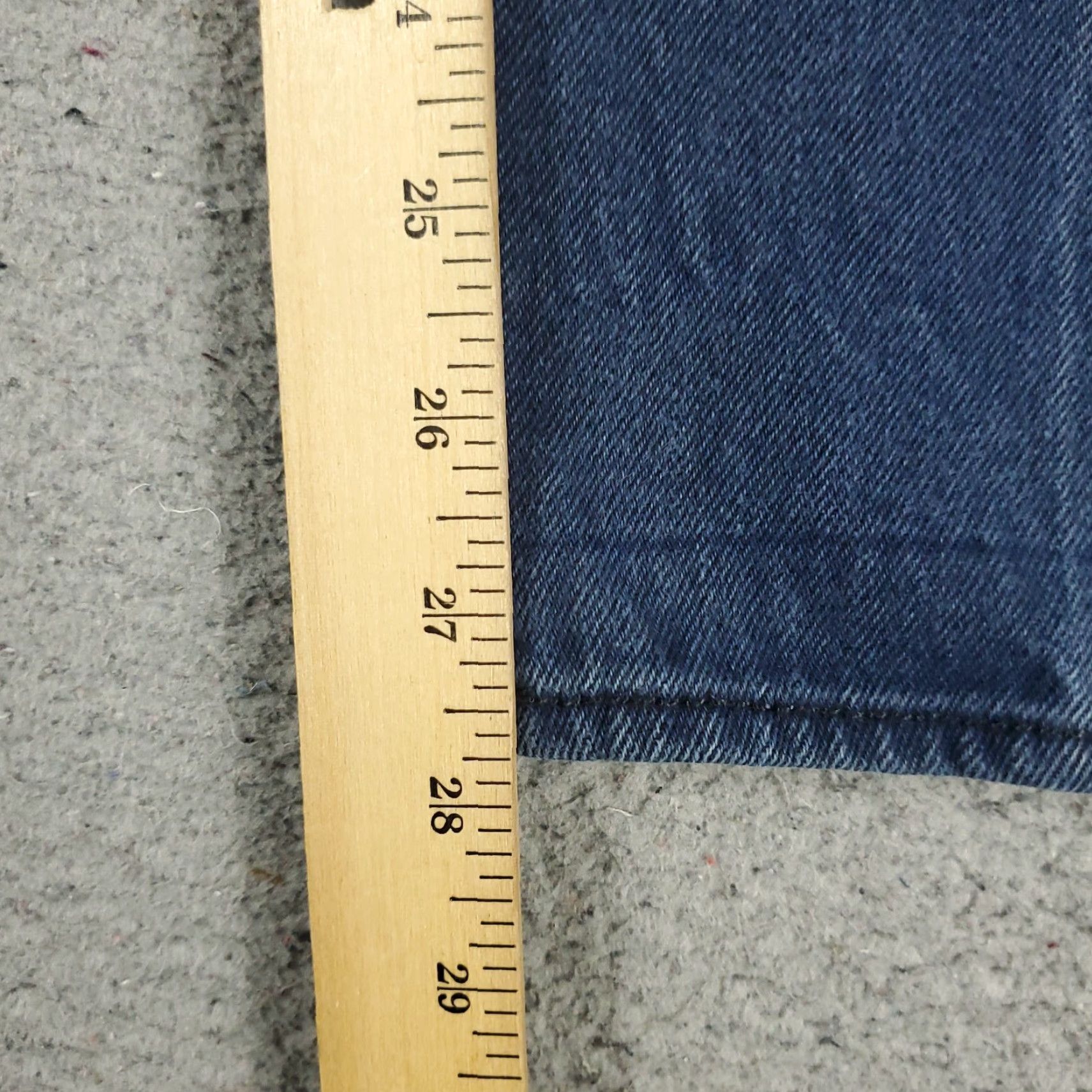 Levi's VINTAGE Levi's 501 Jeans Mens Size 36x28 Cotton Denim Straight Leg Button Fly Classic Blue Size US 36 / EU 52 - 7 Thumbnail