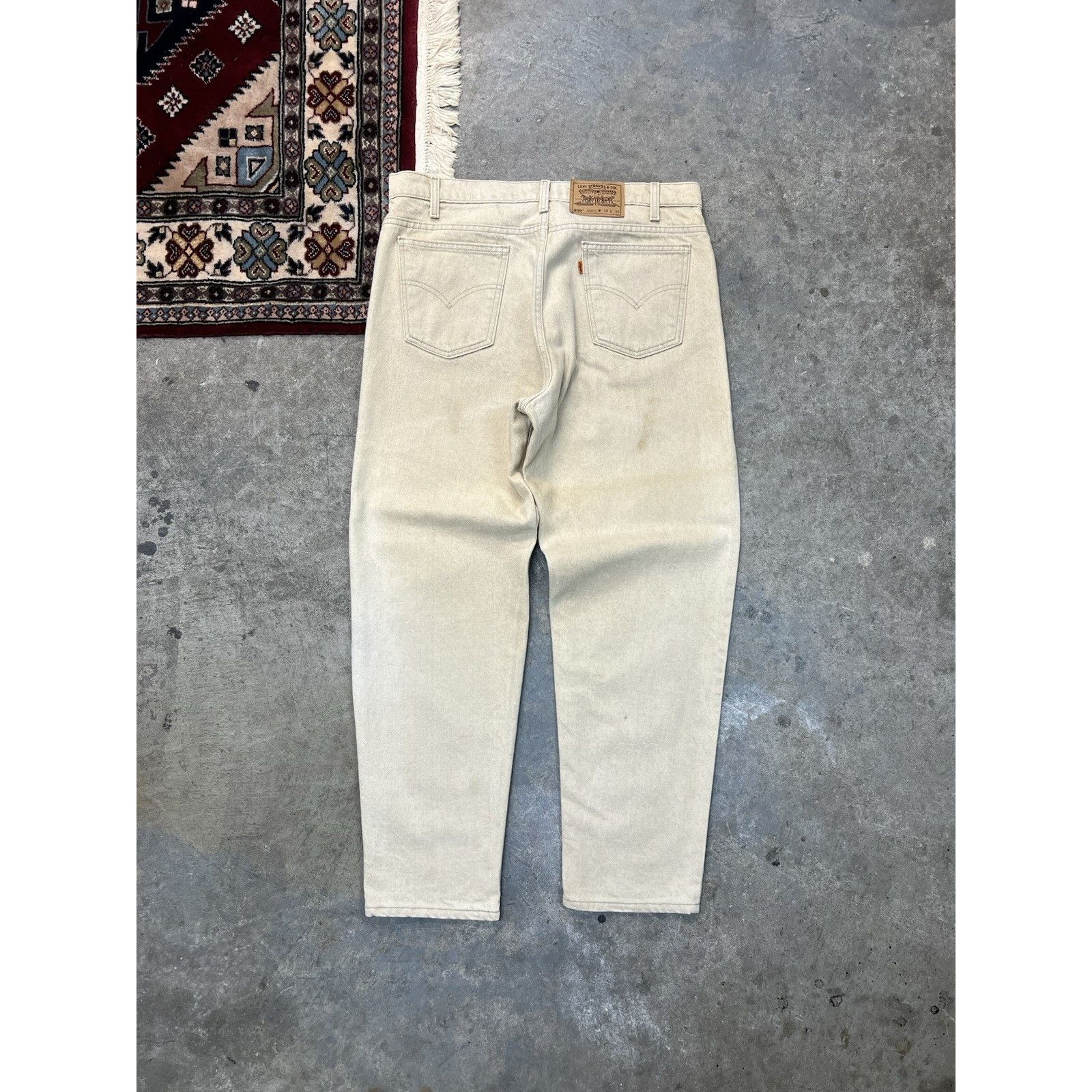 Levi's Levi's 550 Relaxed Fit 1995 Cream Jeans Orange Tab USA 36x31 Size US 36 / EU 52 - 2 Thumbnail