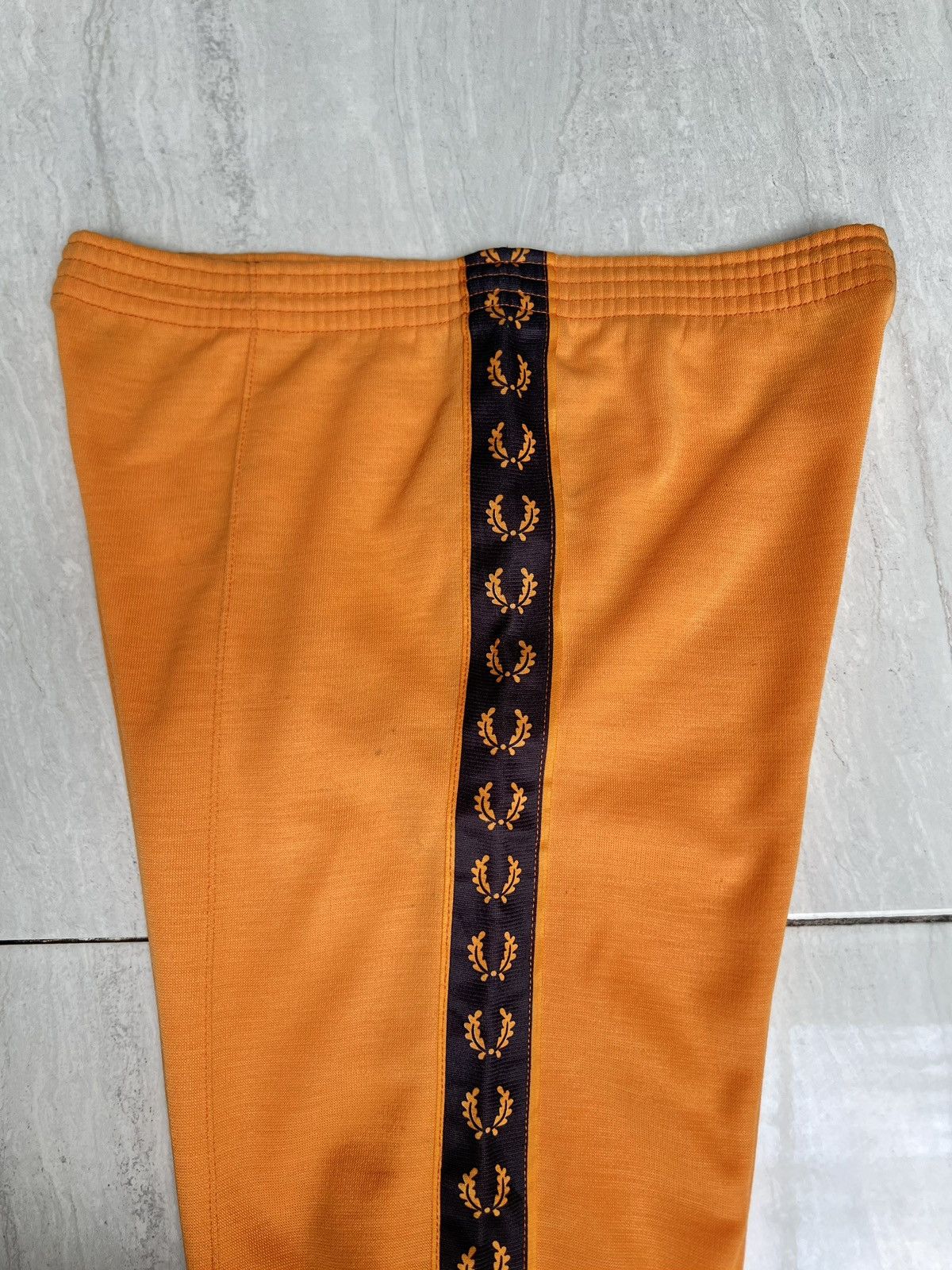 Fred Perry FRED PERRY Orange Sweatpants Size US 29 - 4 Thumbnail