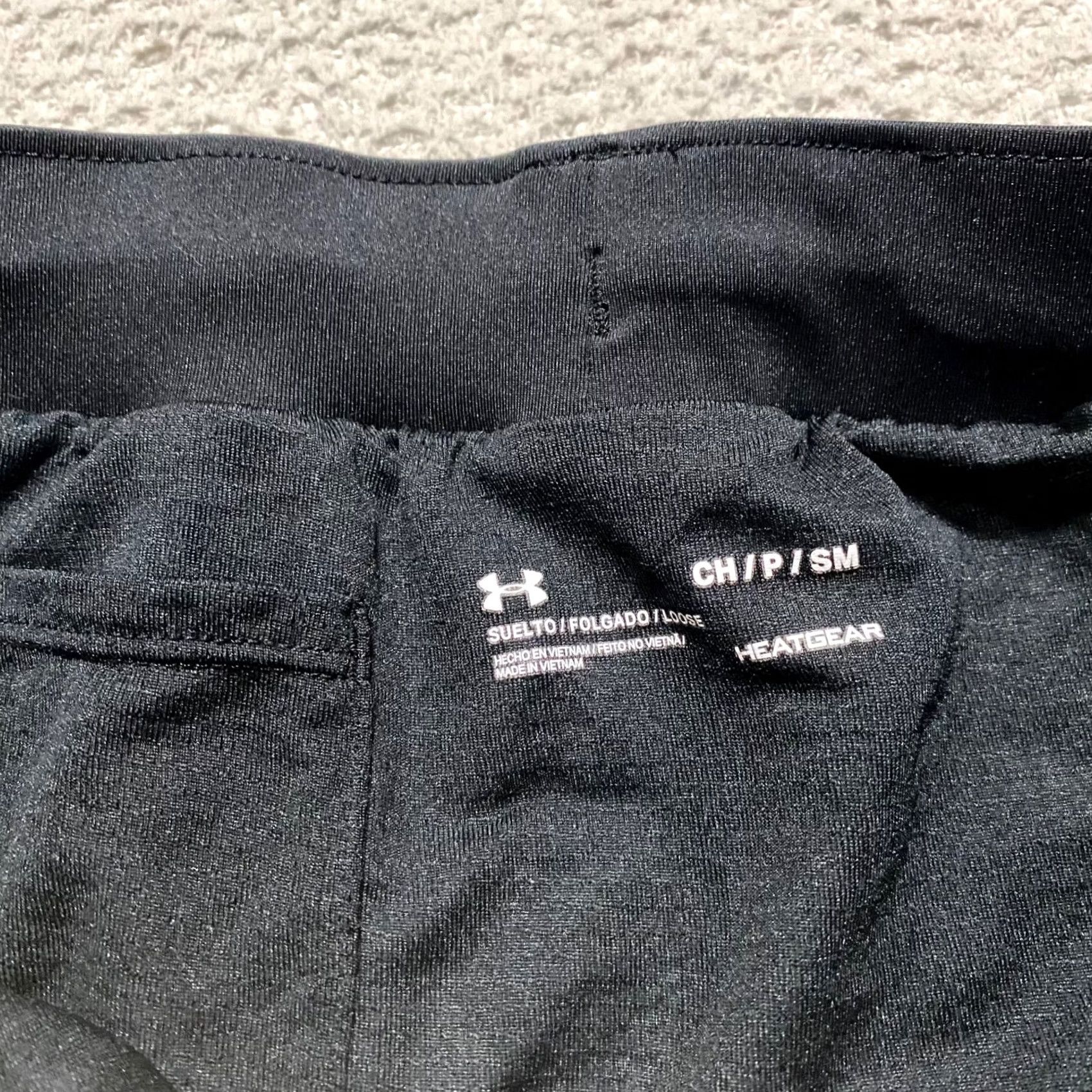 Under Armour Under Armour Womens Short Geometric Heatgear Lined Black 3 in Inseam S XS? Size 26" / US 2 / IT 38 - 3 Thumbnail
