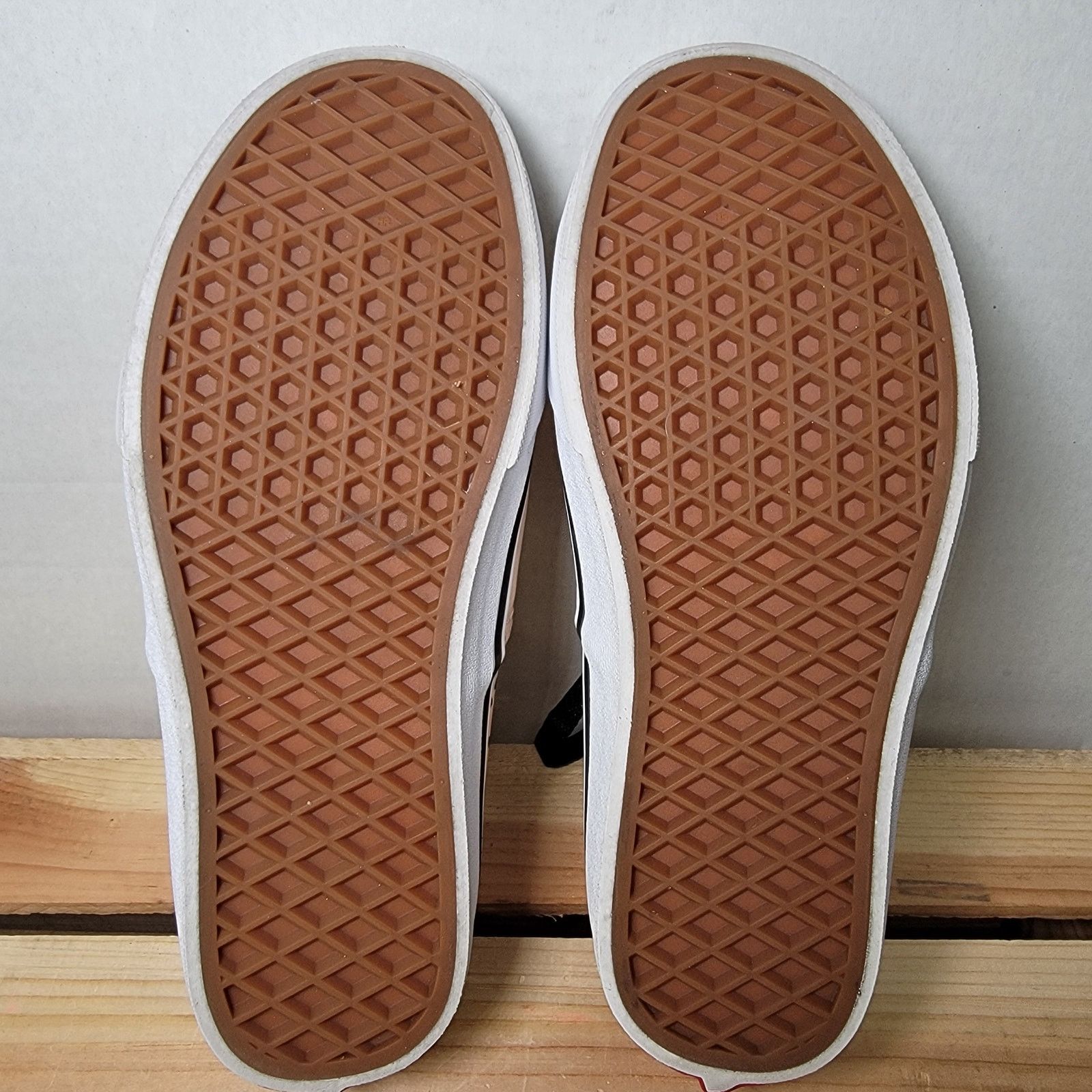 Vans VANS Sneakers X Leila Hurst Tiny Animal Print -M 5.5 / W 7 Size US 7 / IT 37 - 8 Thumbnail
