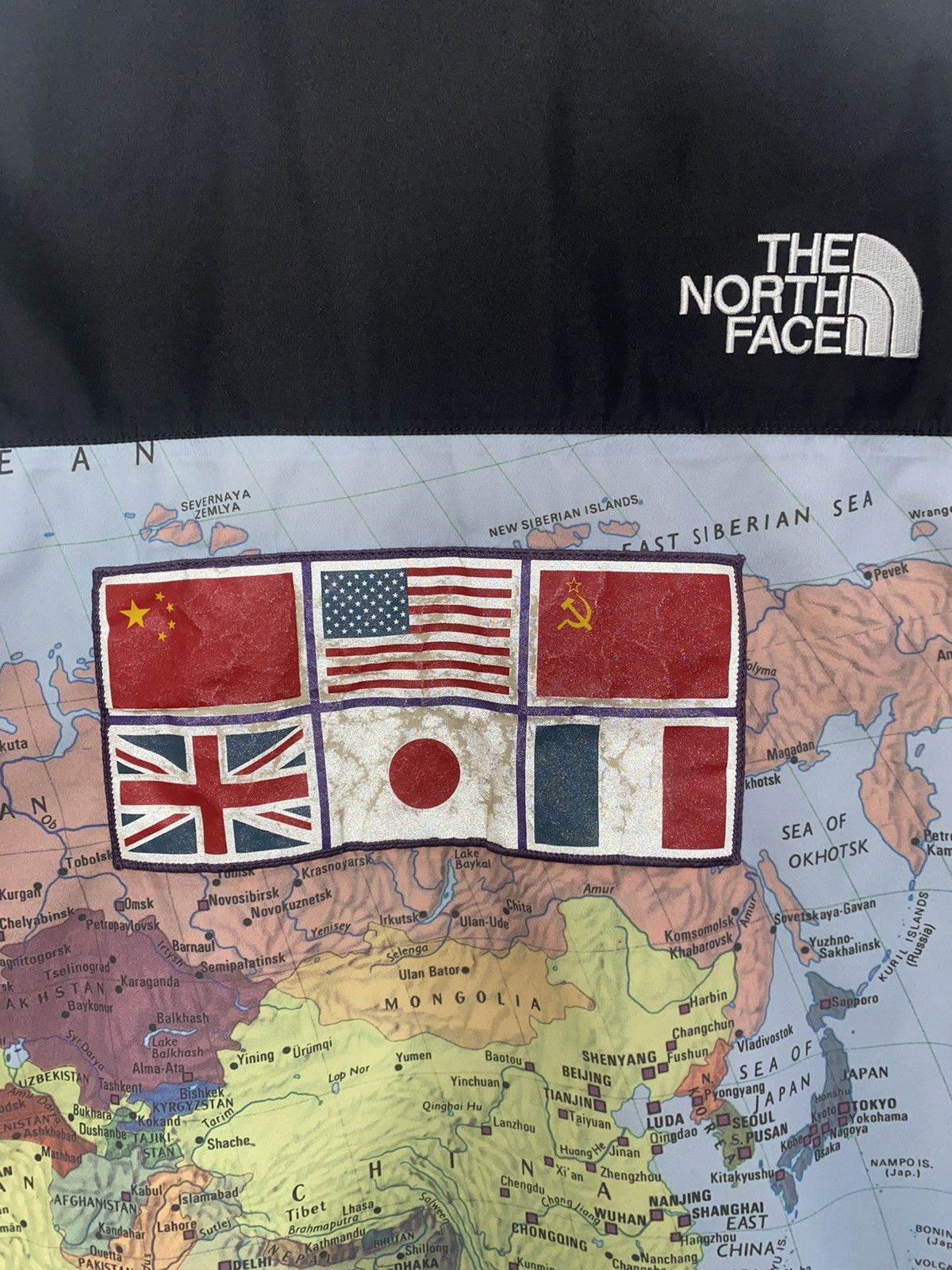Supreme × The North Face The North Face x Supreme Atlas Coaches Jacket Size US M / EU 48-50 / 2 - 8 Thumbnail