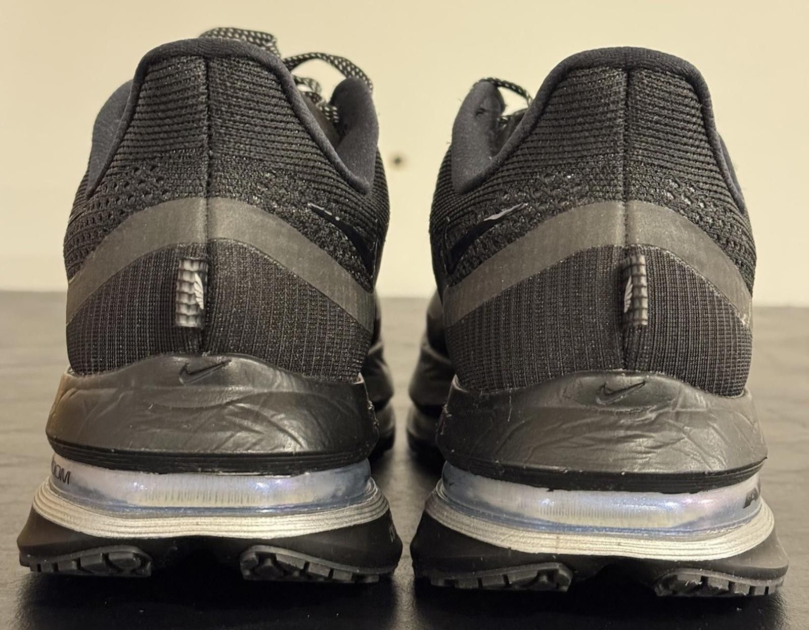 Nike Size 10 - Nike Pegasus Premium Black Metallic Silver Size US 10 / EU 43 - 5 Thumbnail
