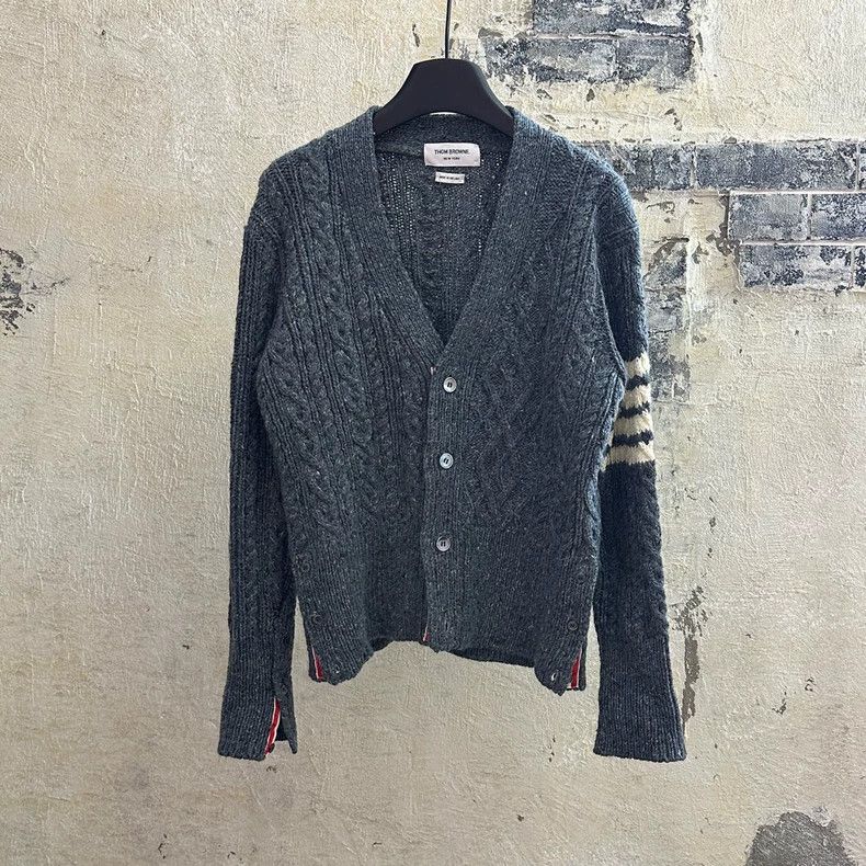 Thom Browne Thom Browne Light grey wool knit cardigan Size US M / EU 48-50 / 2 - 1 Thumbnail