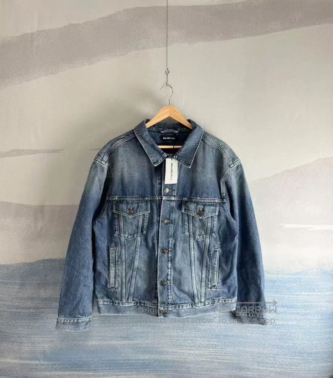Balenciaga Balenciaga Light Blue Denim Jacket. Size US L / EU 52-54 / 3 - 1 Thumbnail