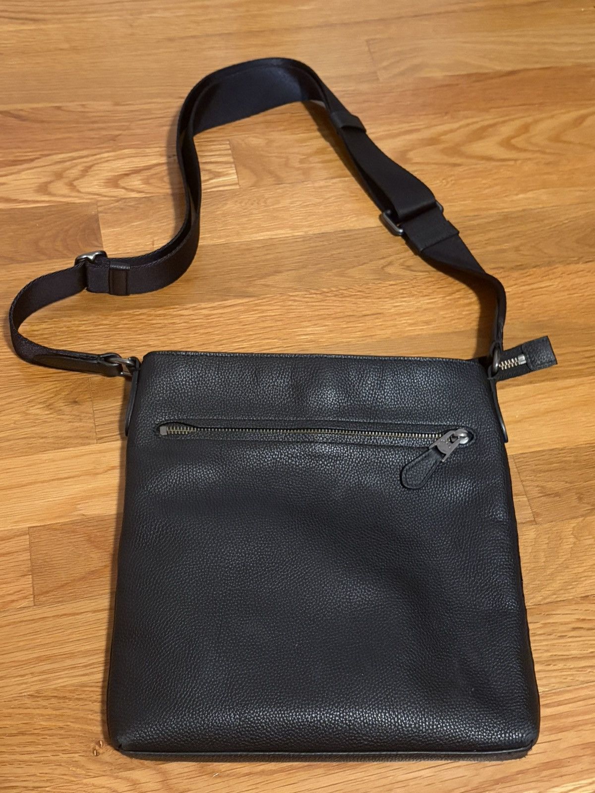 Coach Coach Gotham Slim Crossbody – Black Pebble Leather Size ONE SIZE - 1 Thumbnail