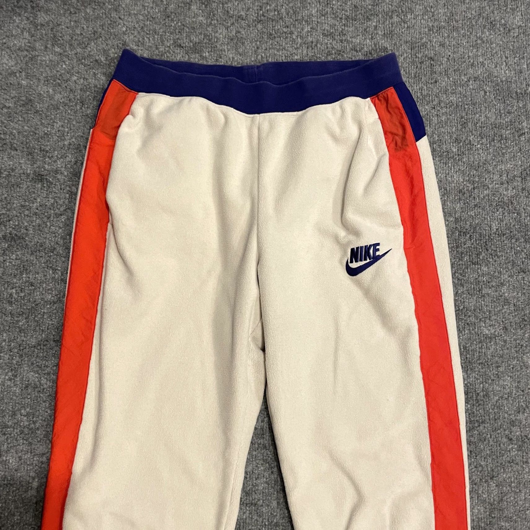 Nike Nike Polar Fleece Joggers Pants Womens M Beige Red Stripe Purple Cuffs Swoosh Size 32" / US 10 / IT 46 - 3 Thumbnail