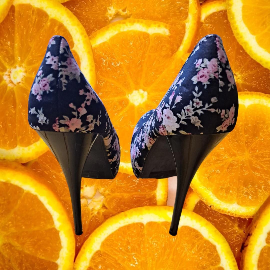Other Charlotte Russe Black Floral High Heels Size 7 Size US 7 / IT 37 - 5 Thumbnail