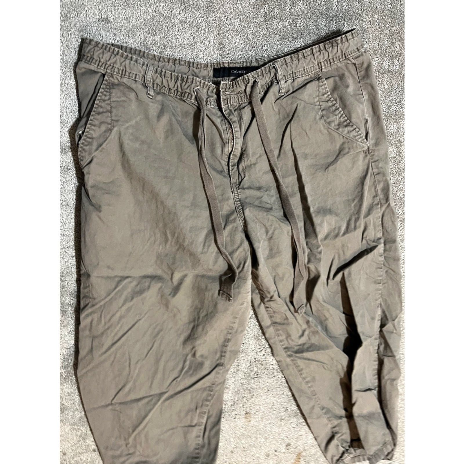 Calvin Klein Calvin Klein Jeans Women 16 Brown Solid Straight Leg Capri Fit Denim 24 in Inseam Regular Size 16 Womens Straight Size 38" / US 16 / IT 52 - 2 Thumbnail