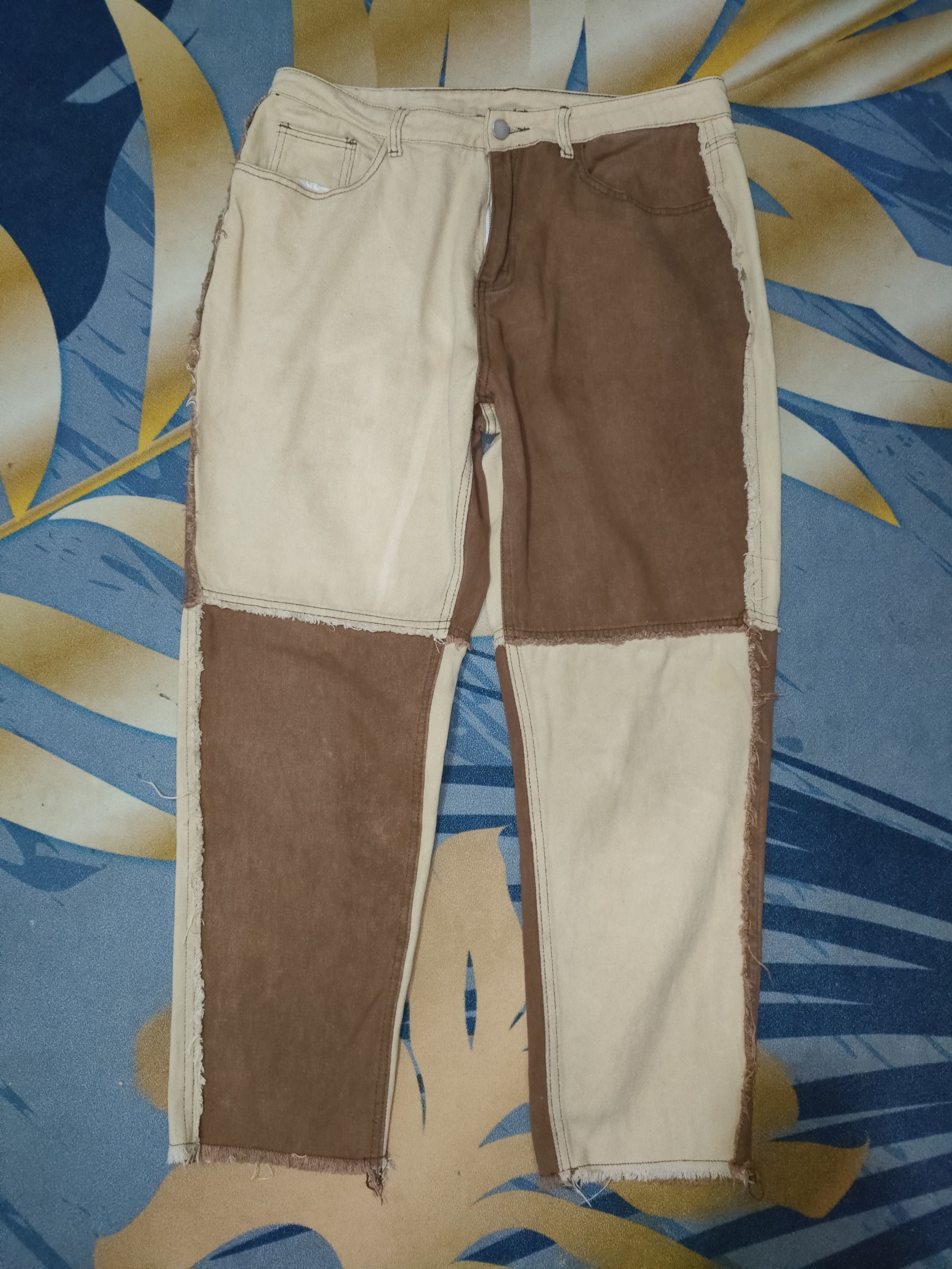 image of Vintage Shein Women Patchwork Jeans in Brown (Size 34)