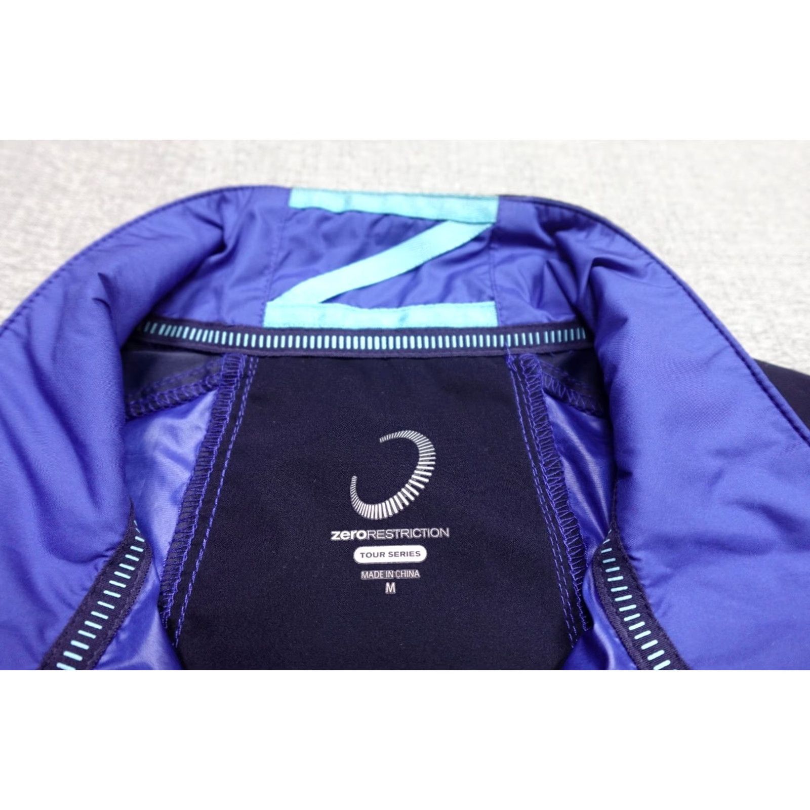Vintage Zero Restriction Wind Shirt Mens M Blue Lightweight Performance Golf Jacket Size US M / EU 48-50 / 2 - 2 Thumbnail