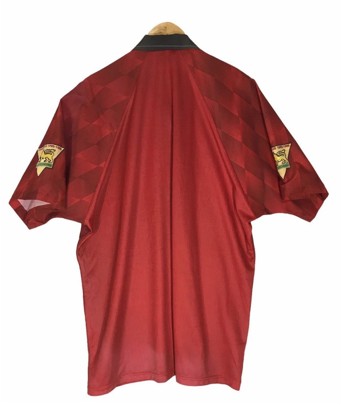 Umbro × Vintage Umbro Manchester United 1995-1996 Home Jersey Size US XL / EU 56 / 4 - 2 Thumbnail