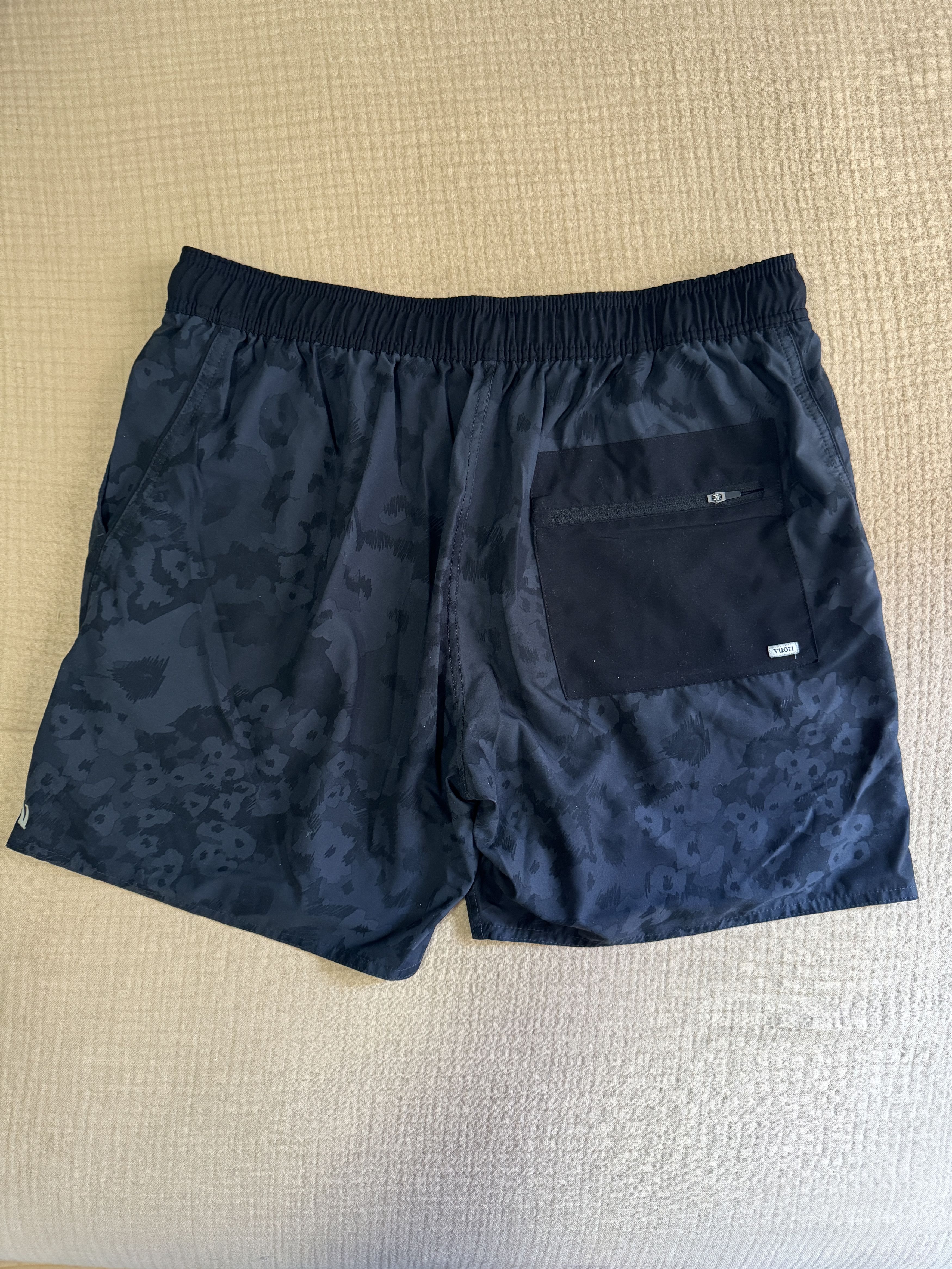 Vuori Vuori Kore Short, 5" Inseam Size US 36 / EU 52 - 2 Thumbnail