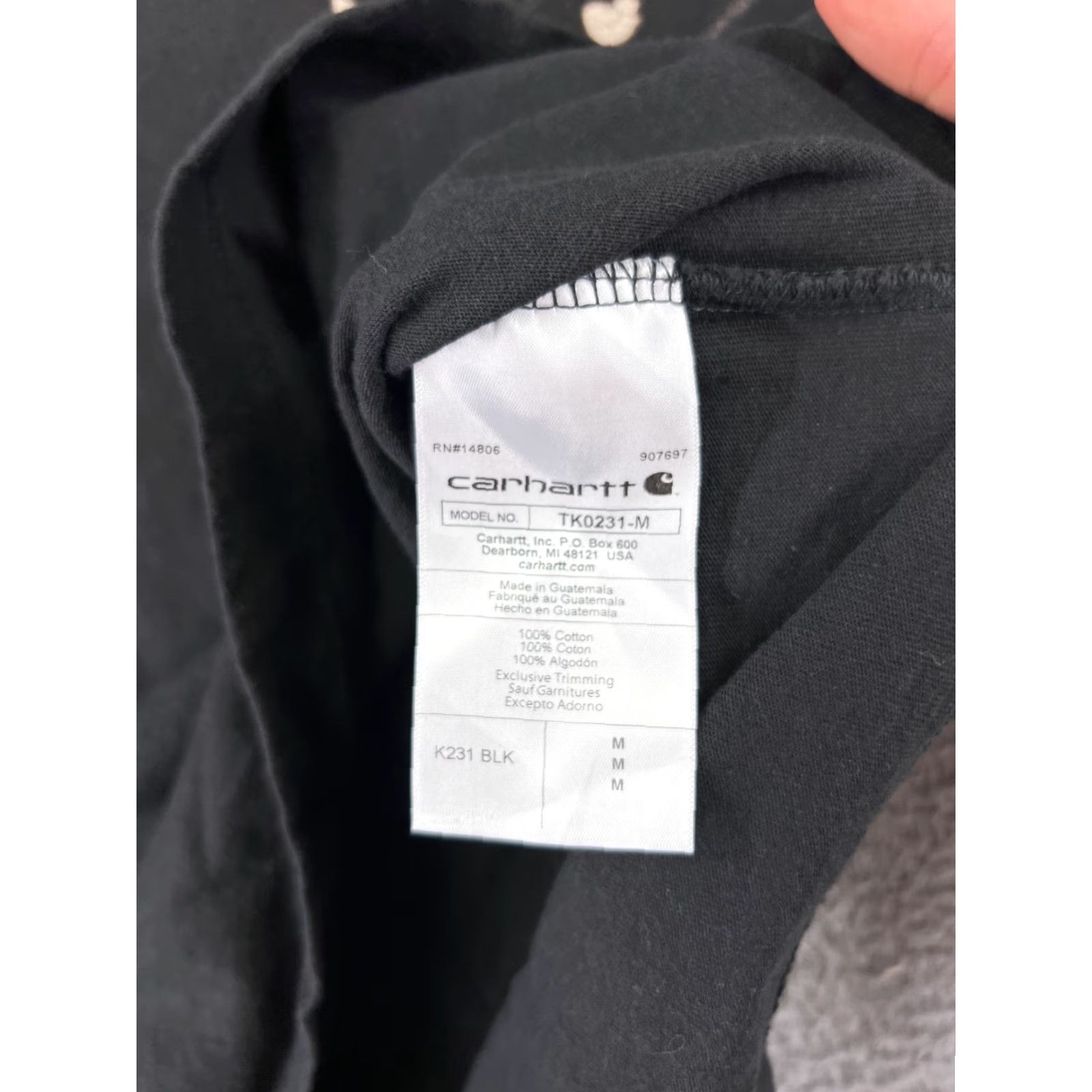 Carhartt VINTAGE Carhartt Shirt Men Medium Black Long Sleeve Crew Neck Cotton Jersey Art Holes Size US M / EU 48-50 / 2 - 4 Thumbnail