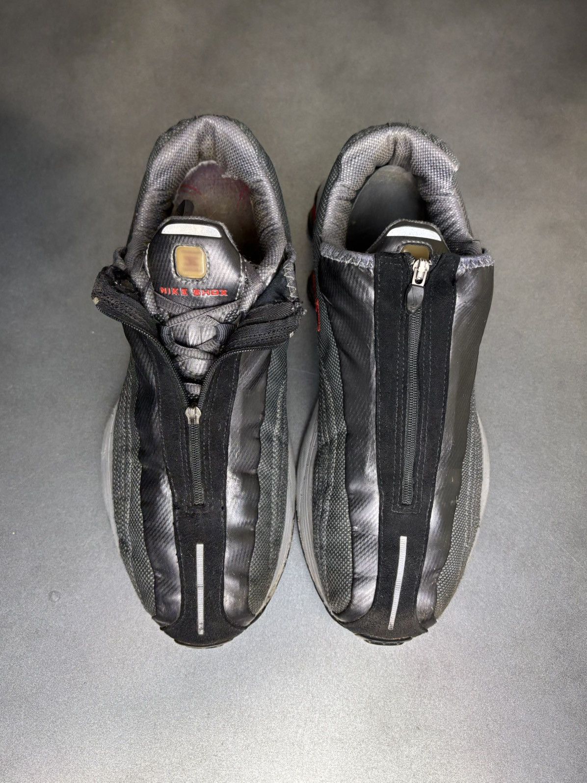 Nike × Vintage 2001 Nike Shox R4+ OG Vintage Nike Shox Zipper 104311-001 US Size US 9 / EU 42 - 4 Thumbnail