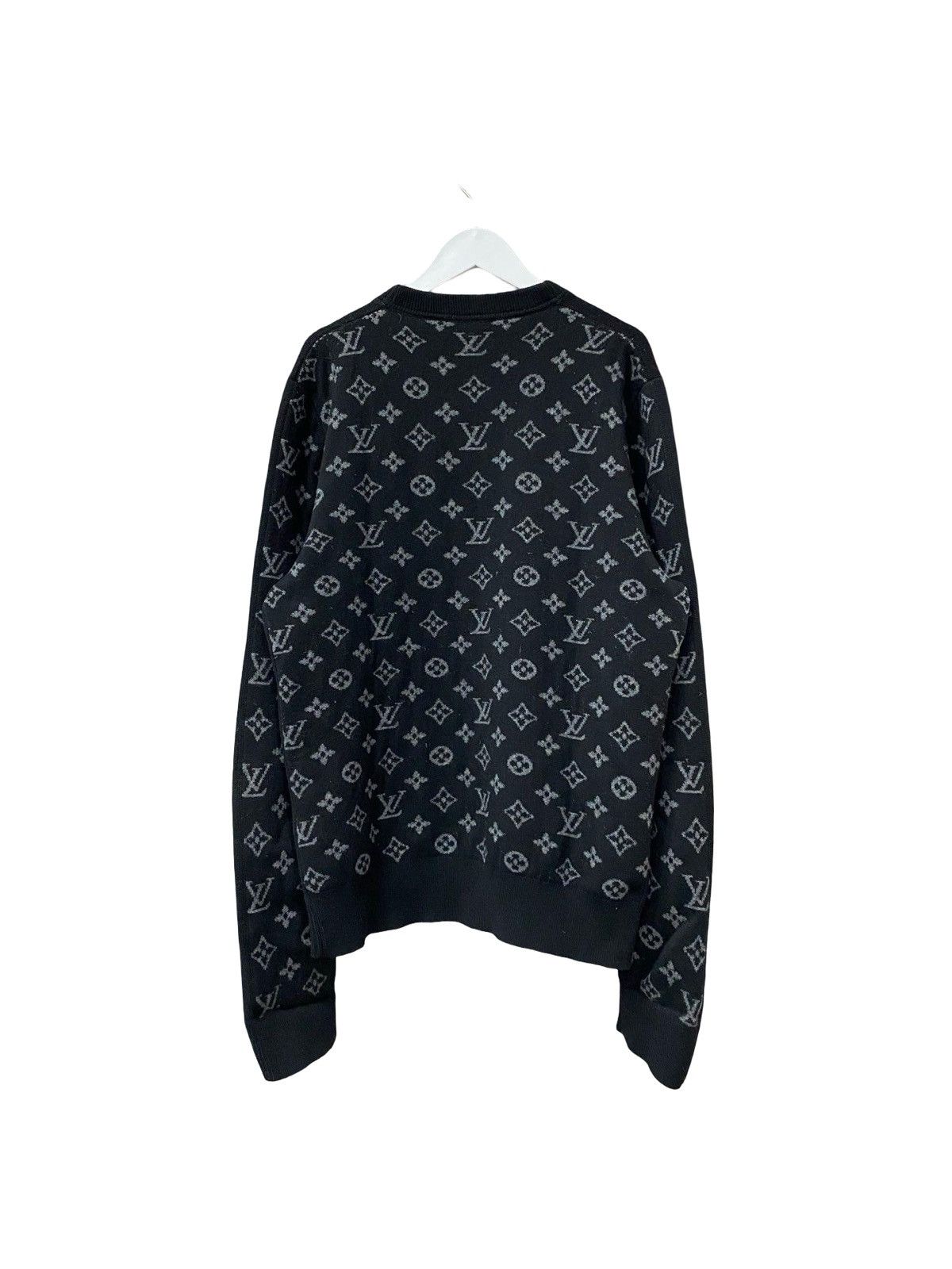 Louis Vuitton Louis Vuitton Half Monogram Cashmere Crewneck Knit Size US S / EU 44-46 / 1 - 2 Thumbnail