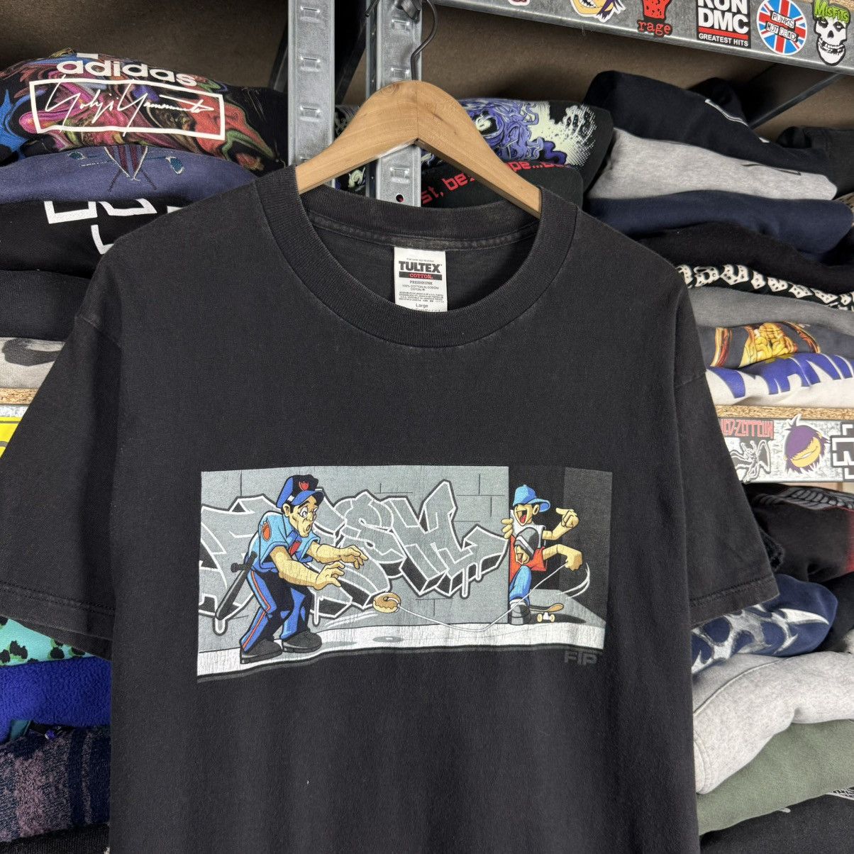 Girl Skateboards VINTAGE 90’s FTP SKATEBOARDS FUCK THE POLICE TEE T-SHIRT Size US L / EU 52-54 / 3 - 2 Thumbnail