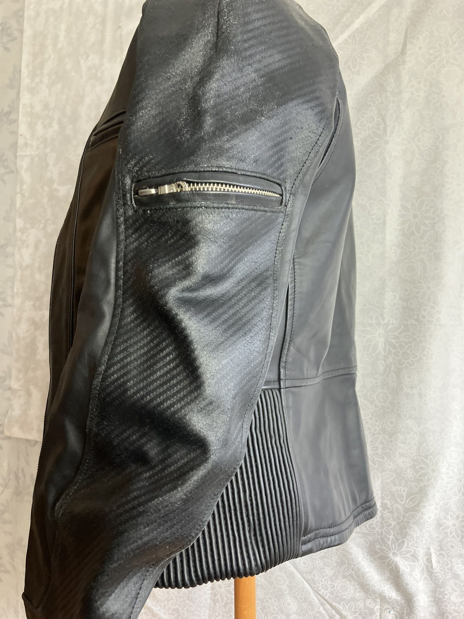 Harley Davidson VINTAGE HARLEY DAVIDSON LeatherJacket 98029-18VW Size S / US 4 / IT 40 - 5 Thumbnail