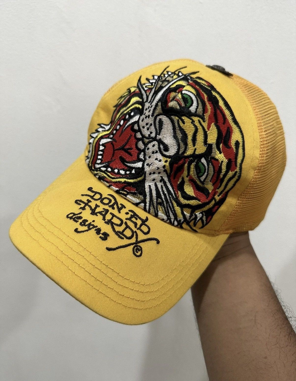 Ed Hardy VTG Ed Hardy Embroid Trucker Hat Size ONE SIZE - 1 Thumbnail
