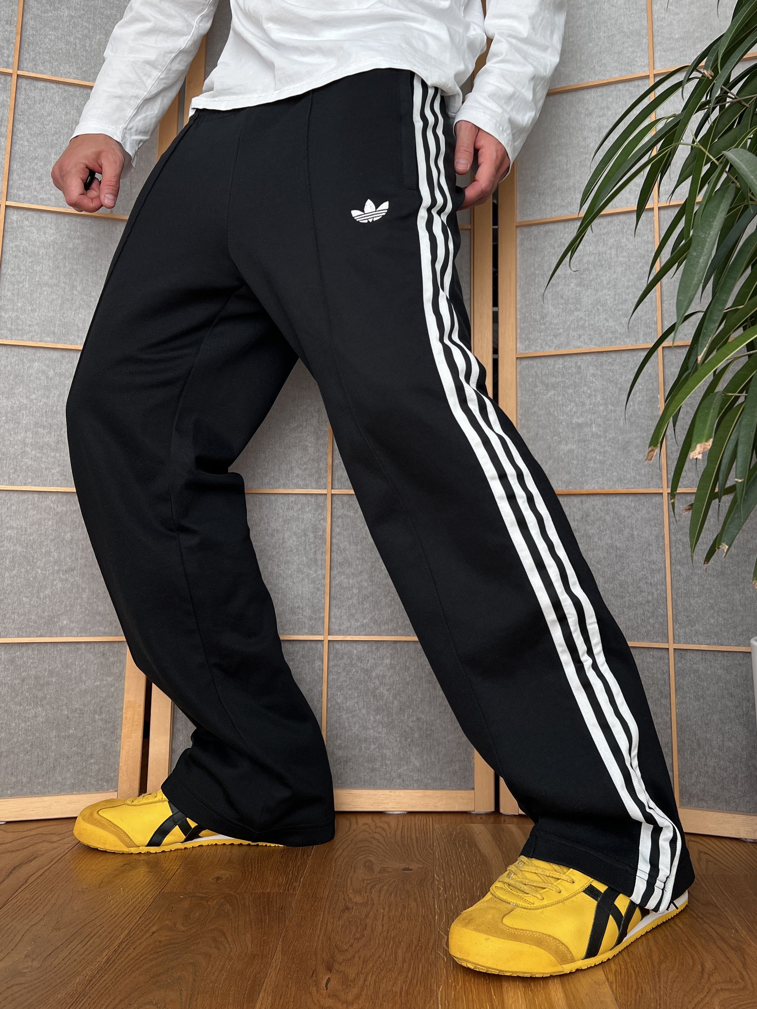 Crazy Adidas originals vintage OG logo track pants baggy y2k