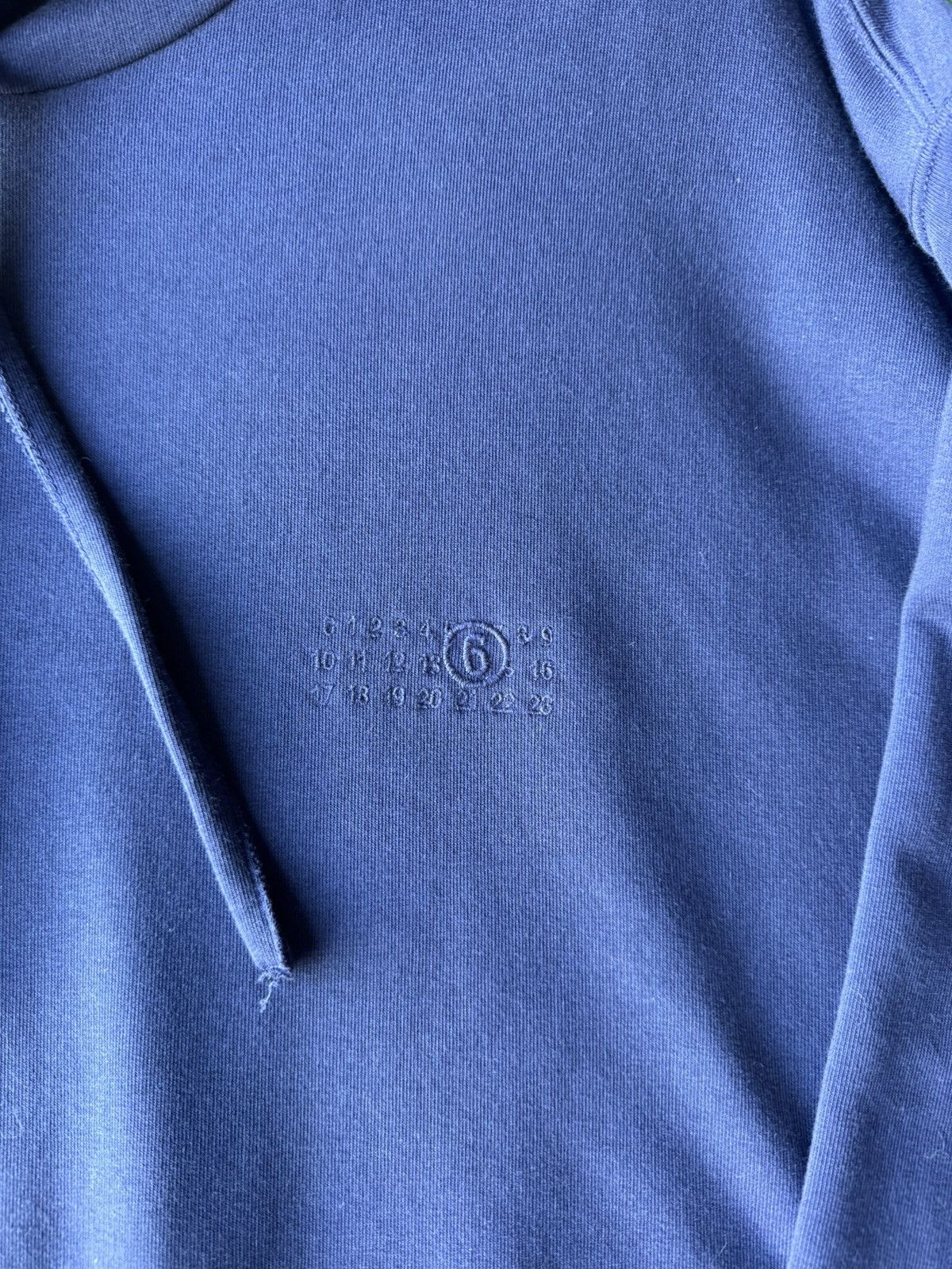 MM6 MM6 MAISON MARGIELA EMBROIDERED LOGO HOODIE SIZE L Size US L / EU 52-54 / 3 - 2 Thumbnail