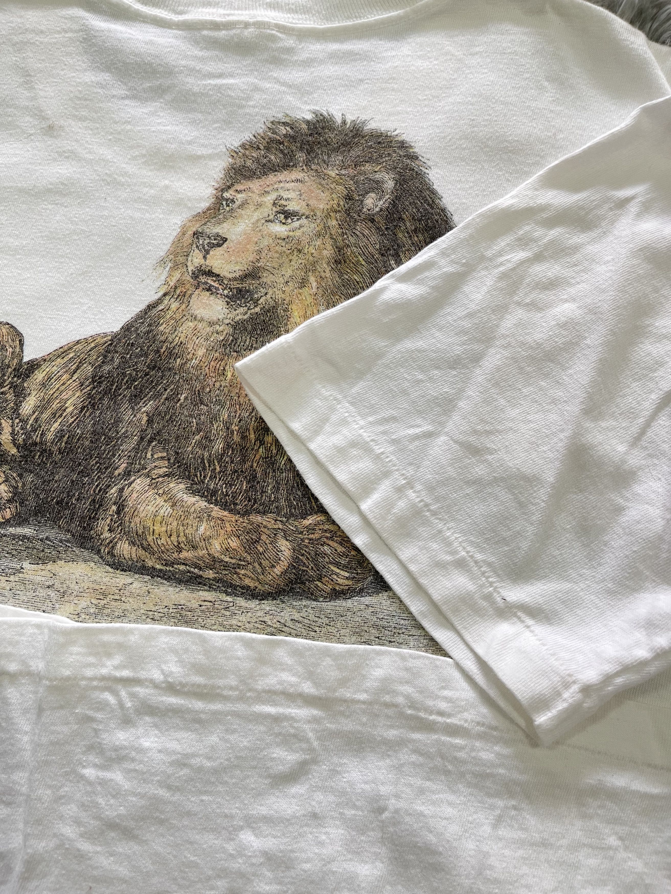 Banana Republic Vintage 90s Lion Safari Banana Republic Pocket T-shirts Size US M / EU 48-50 / 2 - 3 Thumbnail