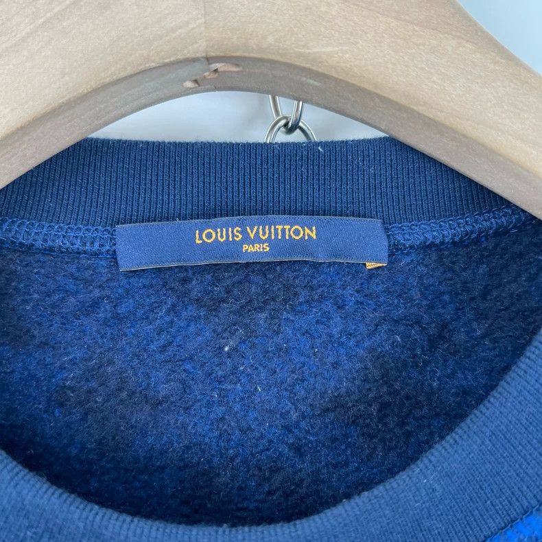 Louis Vuitton Louis Vuitton Blue presbyopic full logo flocked sweatshirt Size US L / EU 52-54 / 3 - 3 Thumbnail