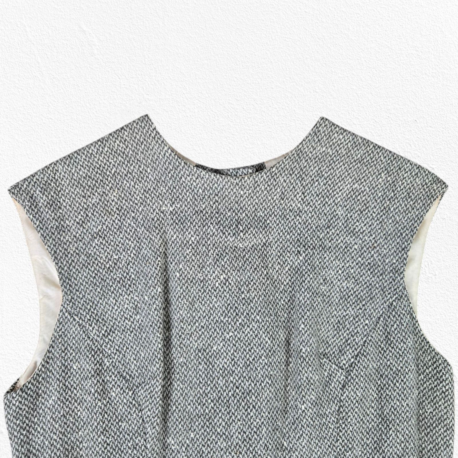 Vintage 1960s Bonwit Teller Gray Wool Tweed Mod Shift Dress Size 4 Size S / US 4 / IT 40 - 3 Thumbnail