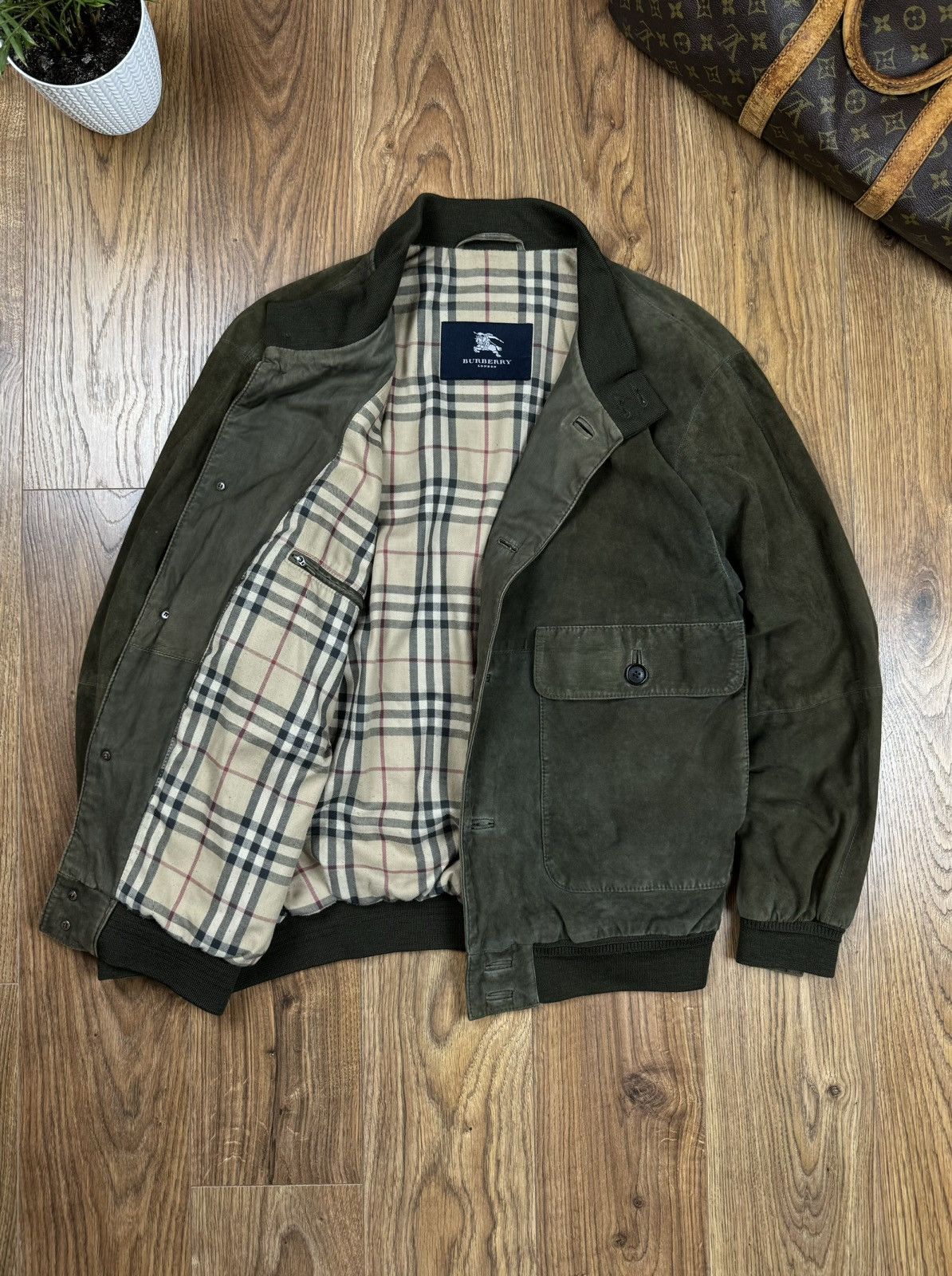 Burberry Vintage leather jacket Burberry original luxury casual item Size US M / EU 48-50 / 2 - 2 Thumbnail