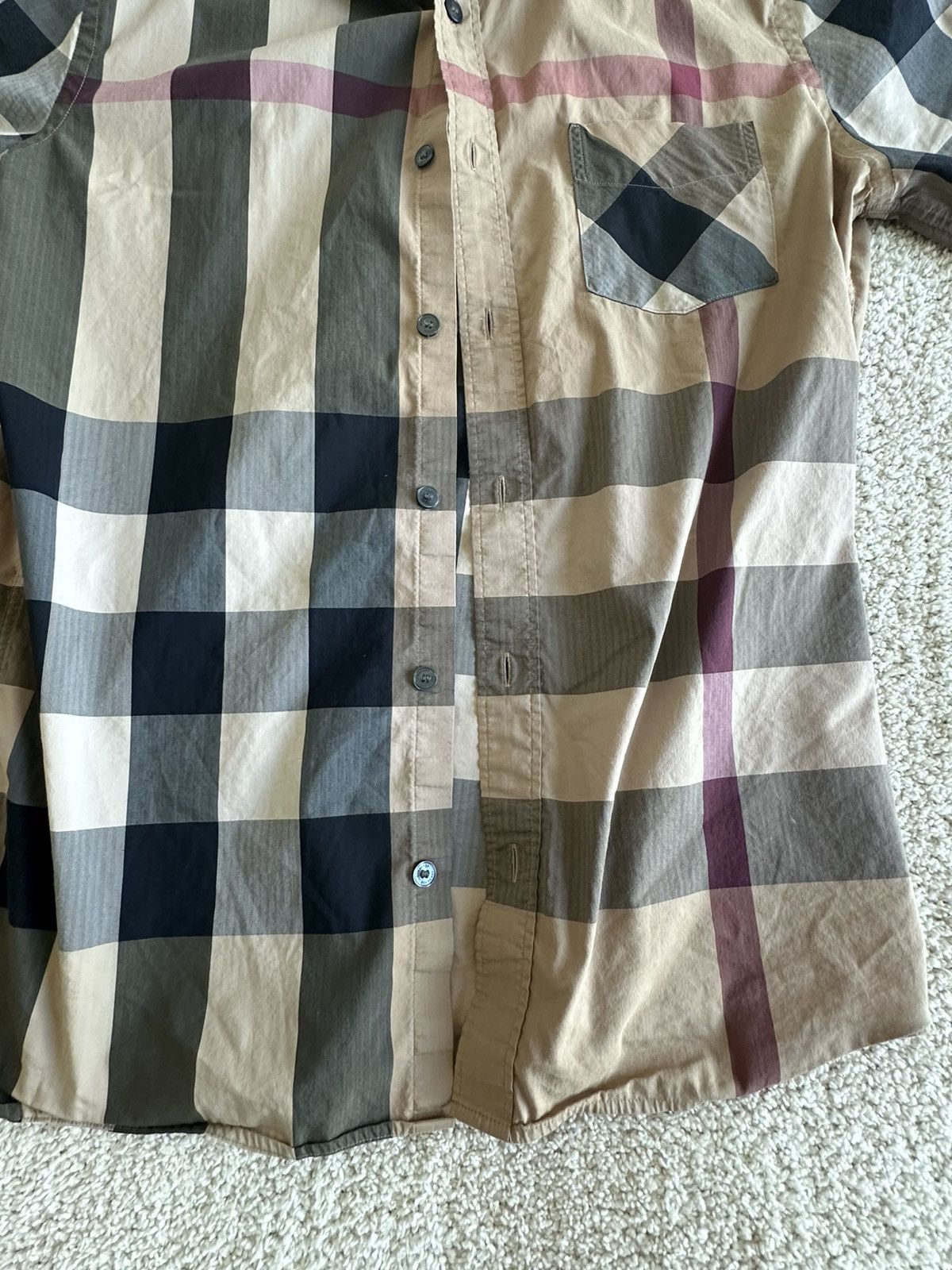 Burberry Burberry Plaid Short Sleeve Button Up Size US M / EU 48-50 / 2 - 6 Thumbnail