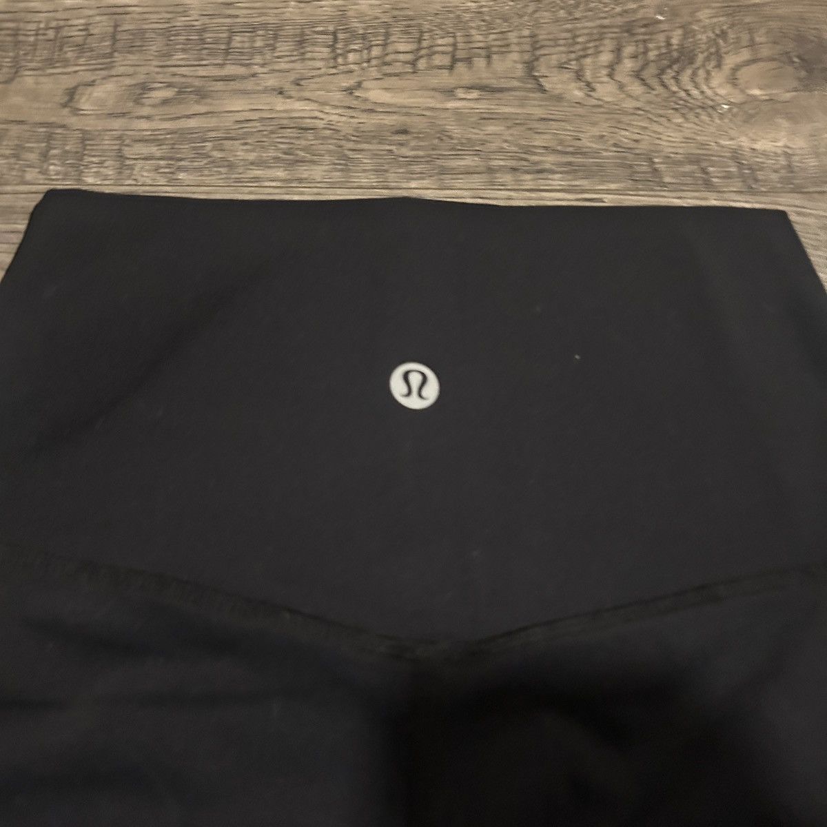 Lululemon Lulu lemon size 2 shorts Size 26" / US 2 / IT 38 - 2 Thumbnail