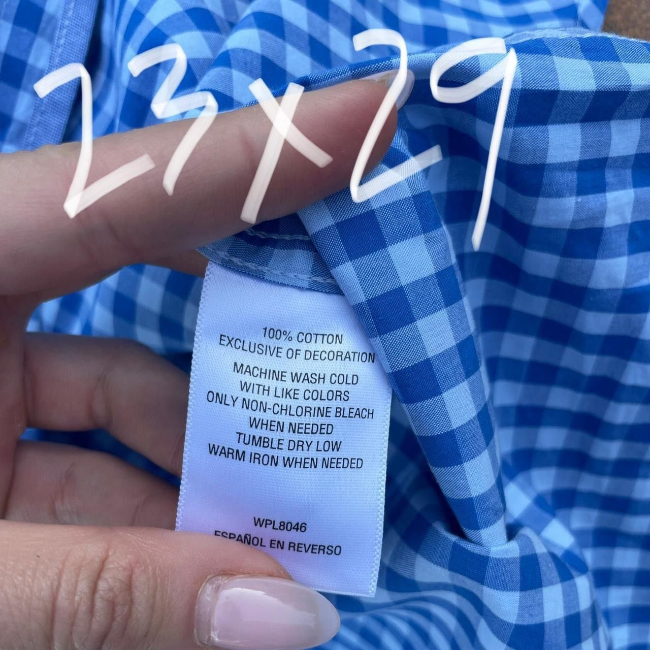 Club Room Club room Blue and white checkered lbutton down shirt sz M Size US M / EU 48-50 / 2 - 5 Thumbnail