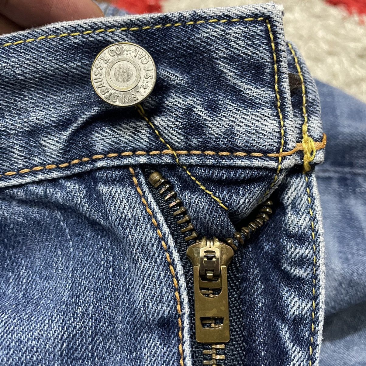 Levi's Vintage Clothing 🔥Vintage Levis 513 Stoned Washed Distress Denim Jeans Size US 32 / EU 48 - 11 Thumbnail