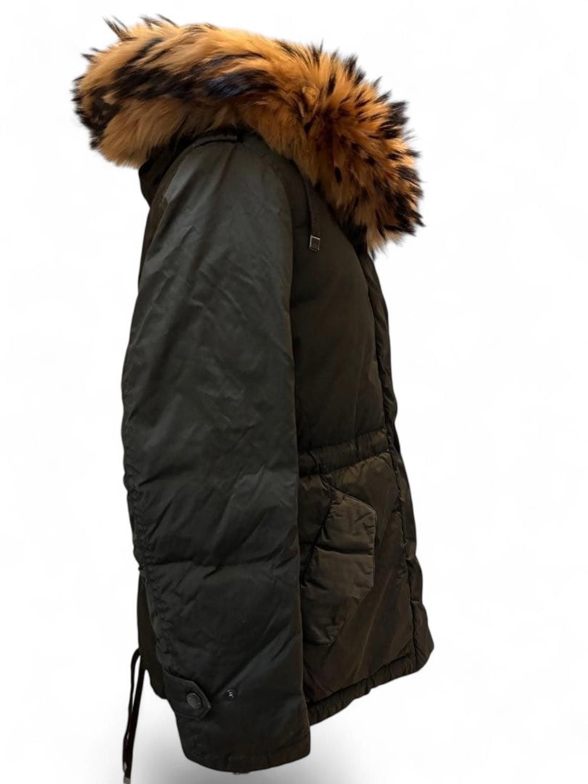Moncler Moncler - Women's Parka with Fur Hood Size M / US 6-8 / IT 42-44 - 3 Thumbnail