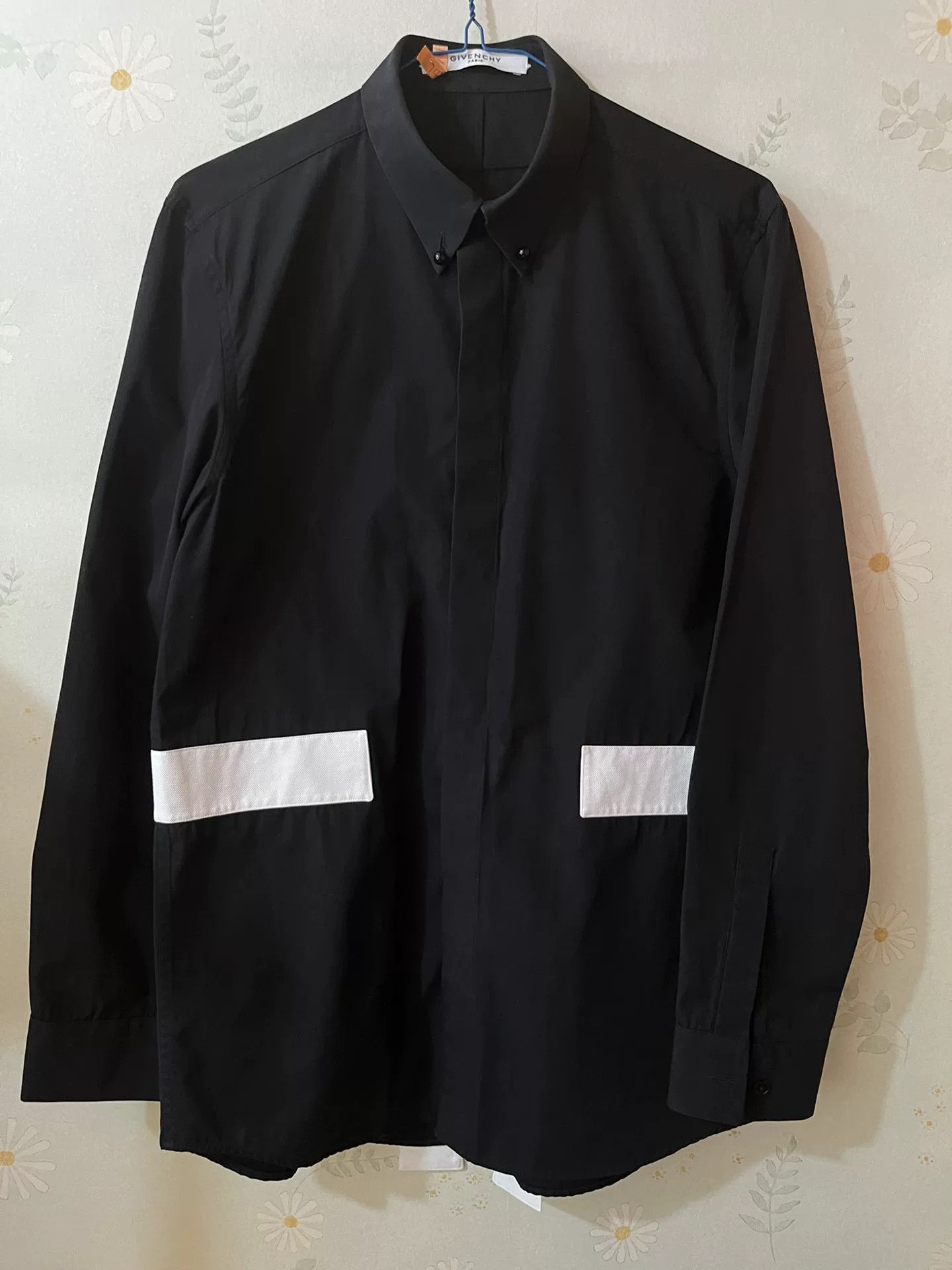 Givenchy Givenchy Men's Black Long-Sleeve Shirt Size US M / EU 48-50 / 2 - 1 Thumbnail